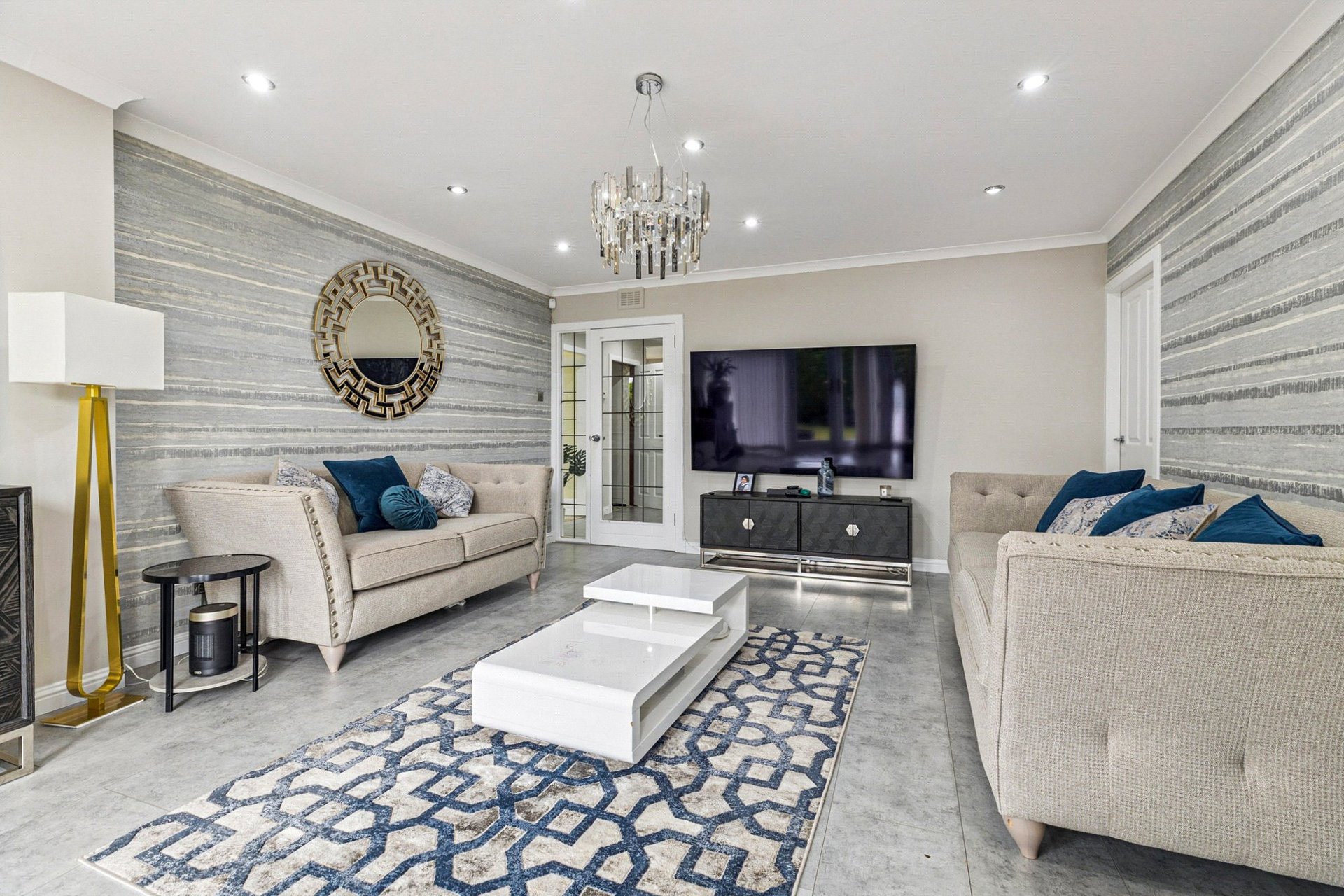 12 Lomond Drive, Newton Mearns, Glasgow, G77 6LR - Picture #6