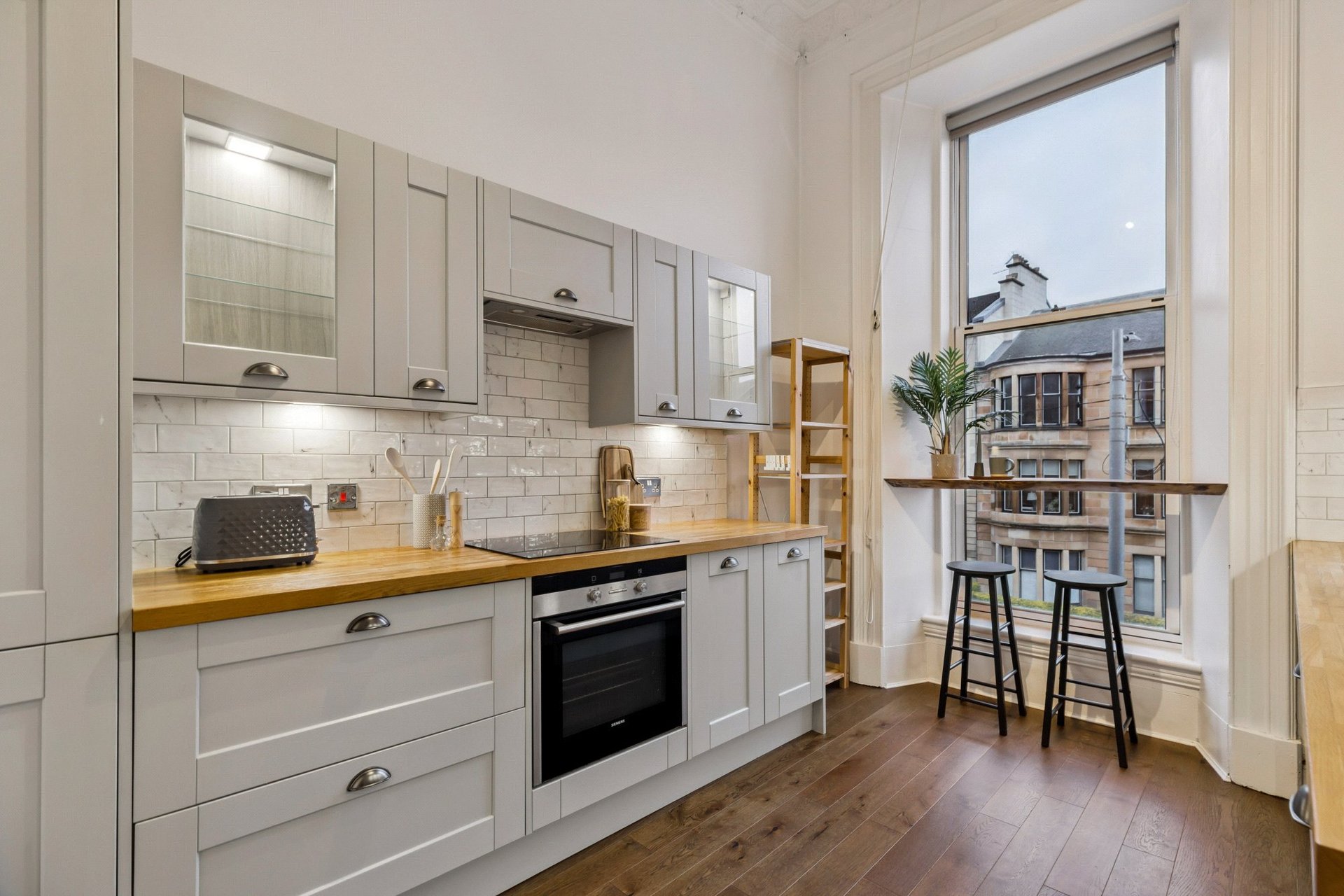 First Floor, 18 Dowanside Road, Dowanhill, Glasgow, G12 9DA - Picture #15