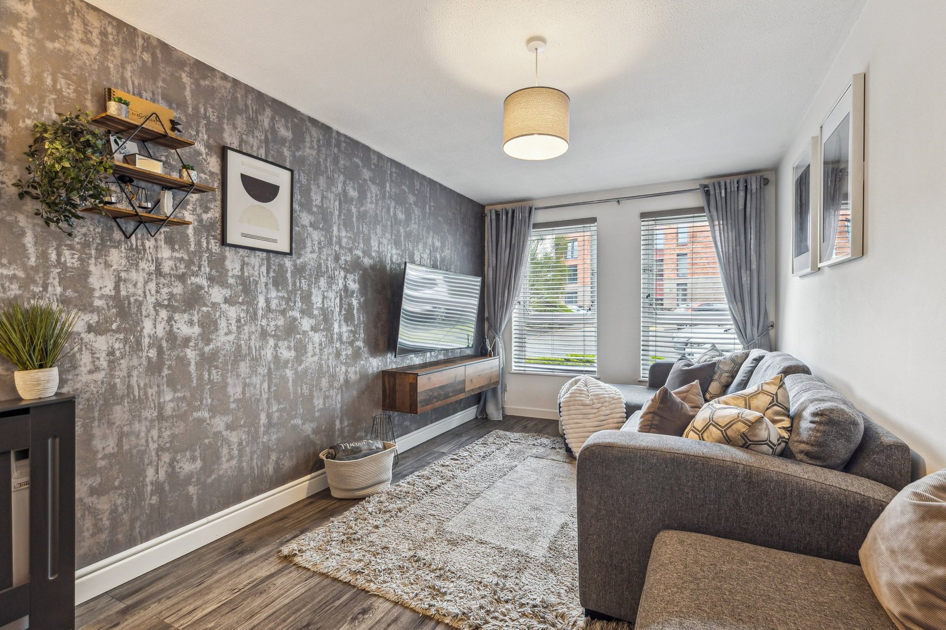 19B Greenholme Street, Cathcart, G44 4DU - Picture #2