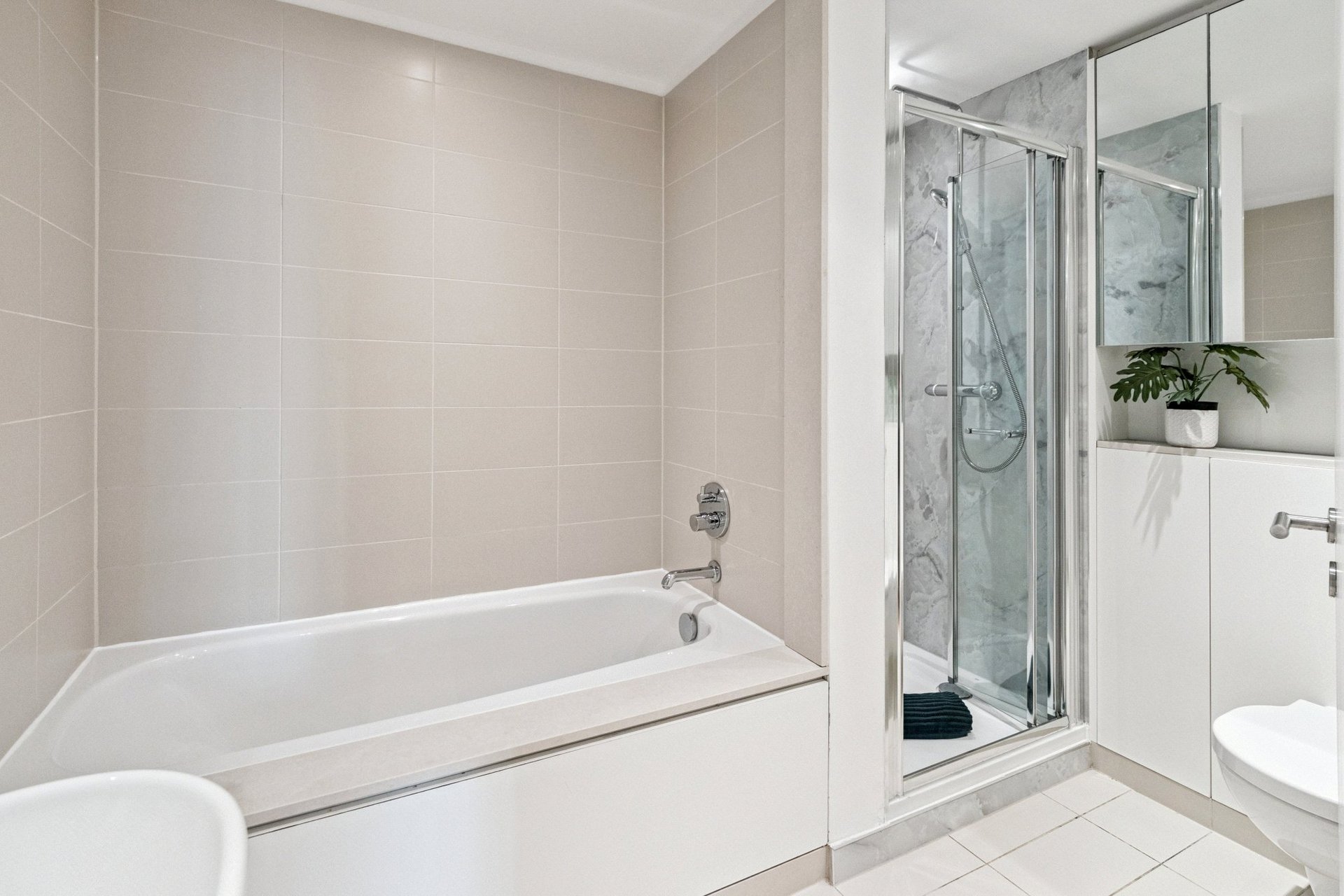 28/11 Simpson Loan, Edinburgh, Midlothian, EH3 9GG - Picture #17