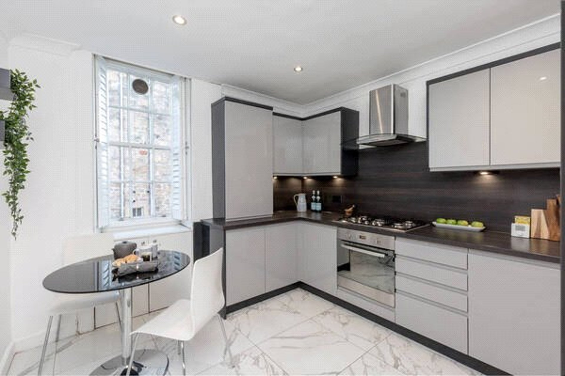 Flat 3, 53 North Castle Street, Edinburgh, EH2 3LJ - Picture #5