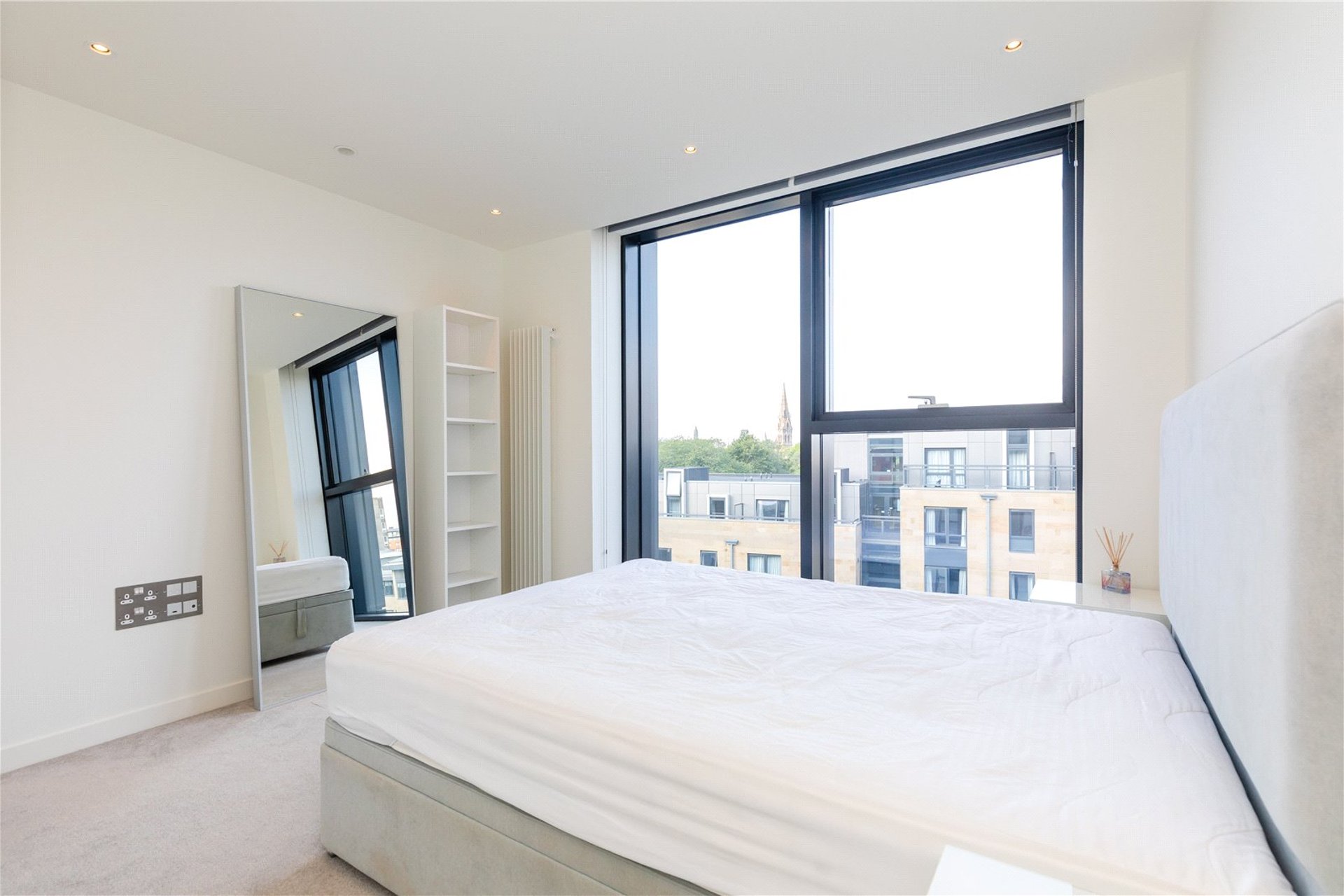 Flat 40, 4 Simpson Loan, Edinburgh, EH3 9GY - Picture #15
