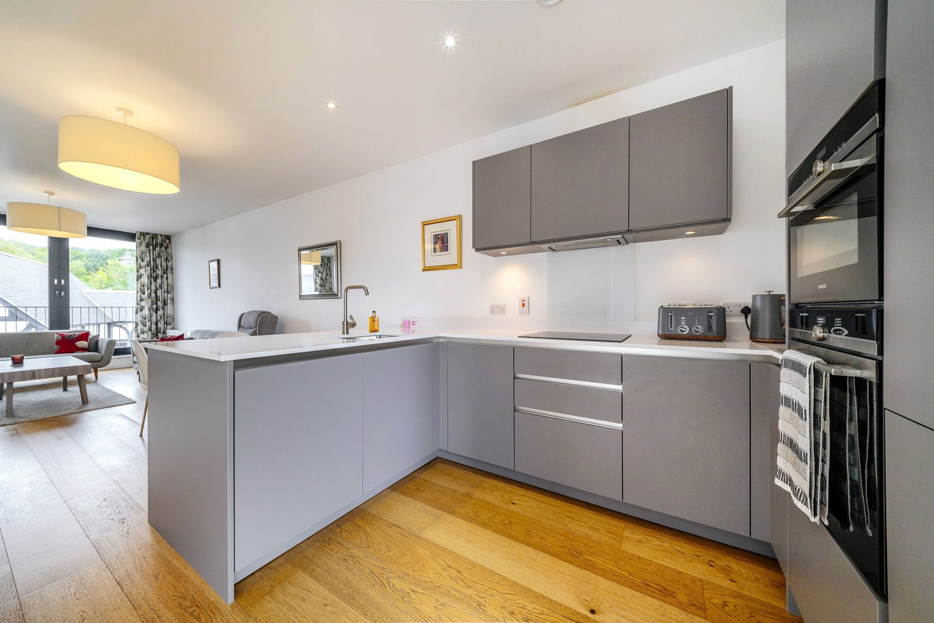 Flat 10, 5 Cruickshank Gardens, Edinburgh, EH12 7AS - Picture #7
