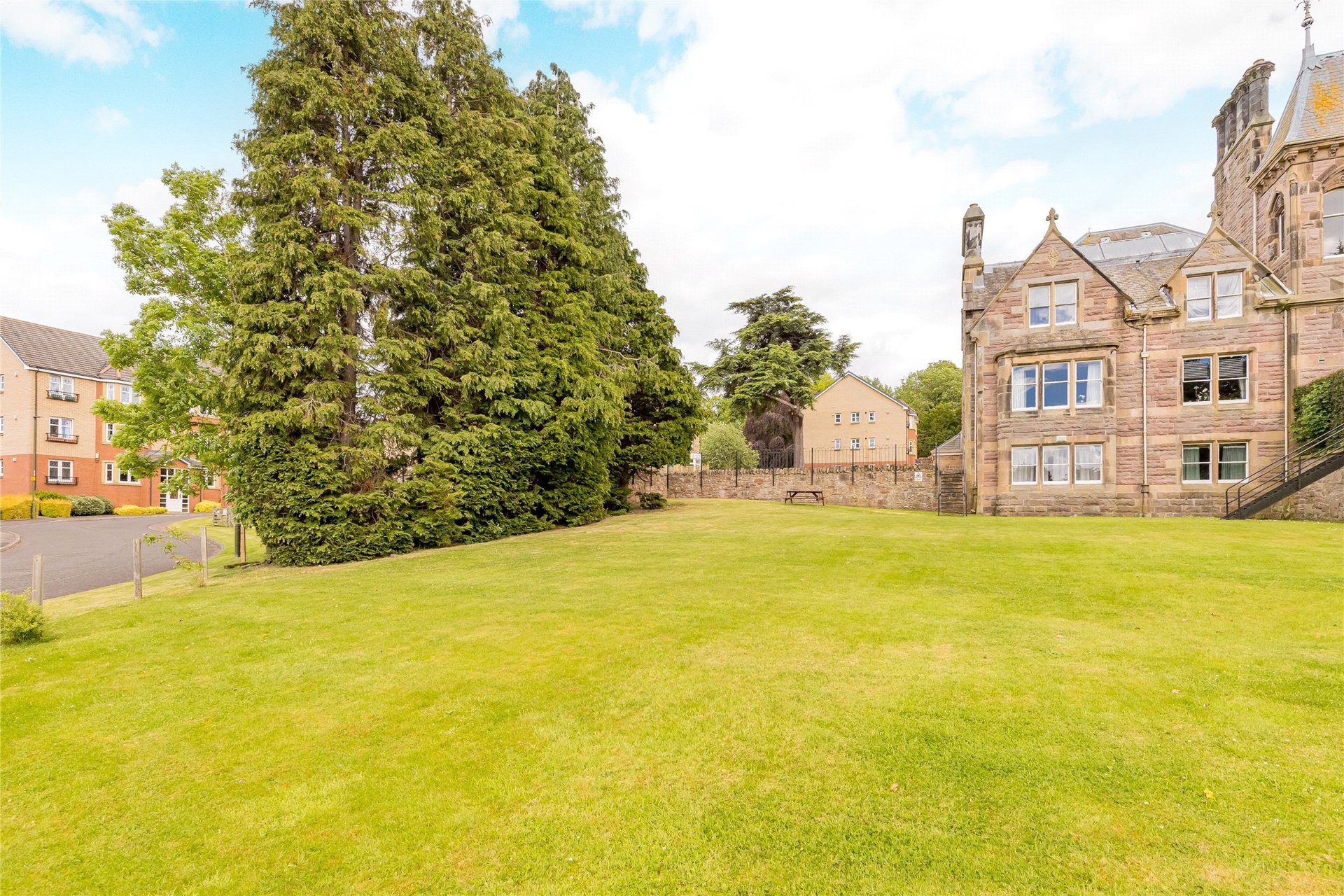 84/4 Kingston Avenue, Edinburgh, Midlothian, EH16 5SW - Picture #12