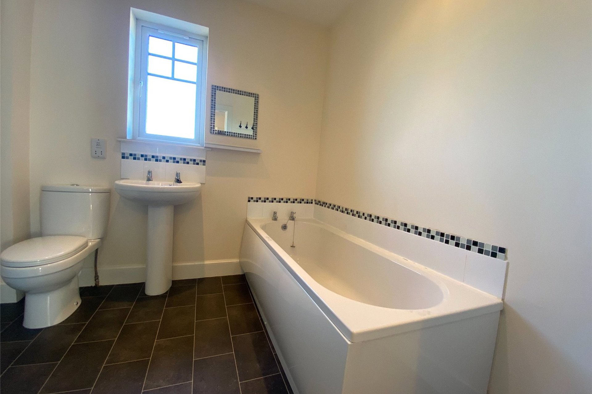 6 Harleyburn Drive, Melrose, Scottish Borders, TD6 9JX - Picture #9