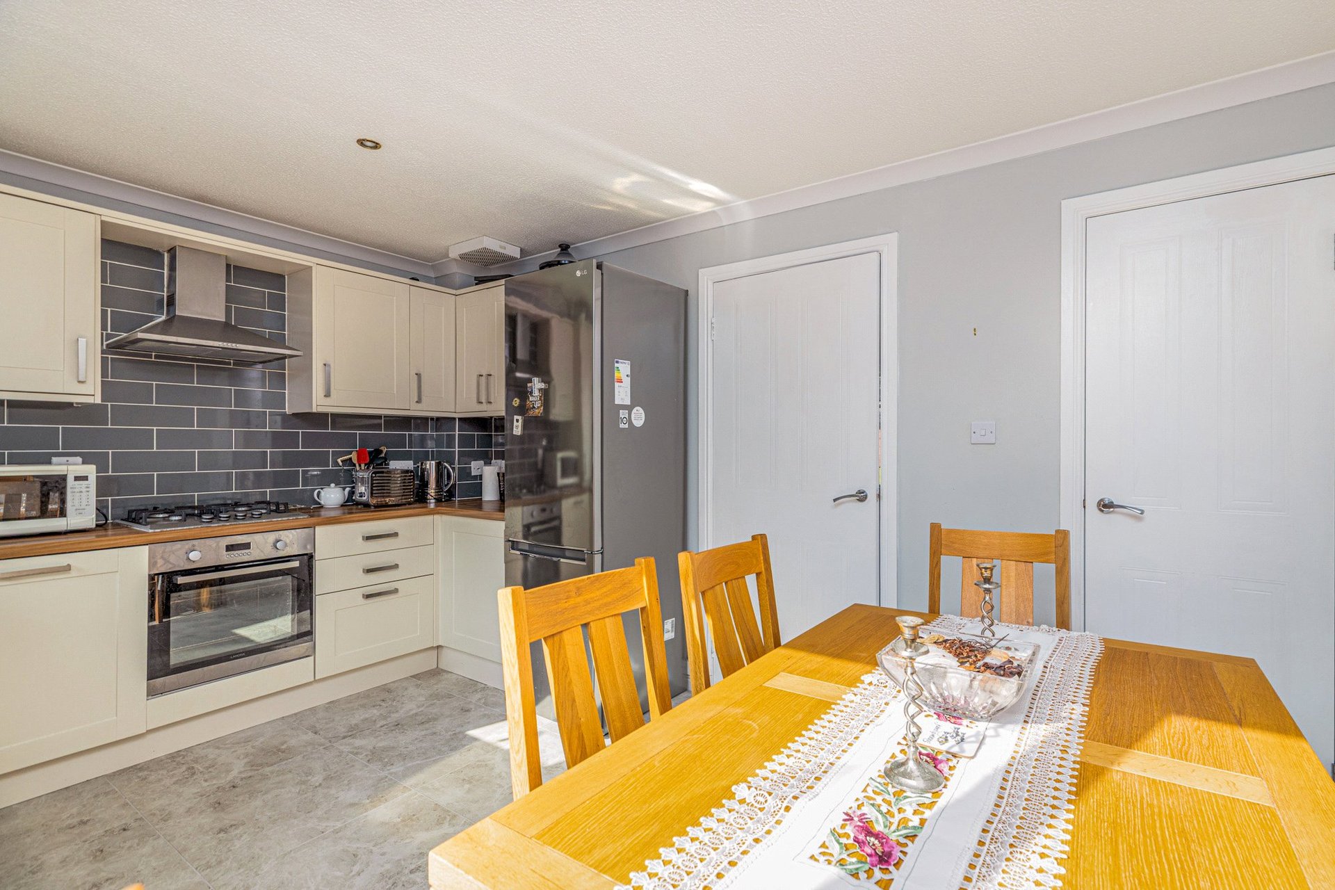 44 Burncrooks Avenue, Bearsden, G61 4NL - Picture #8