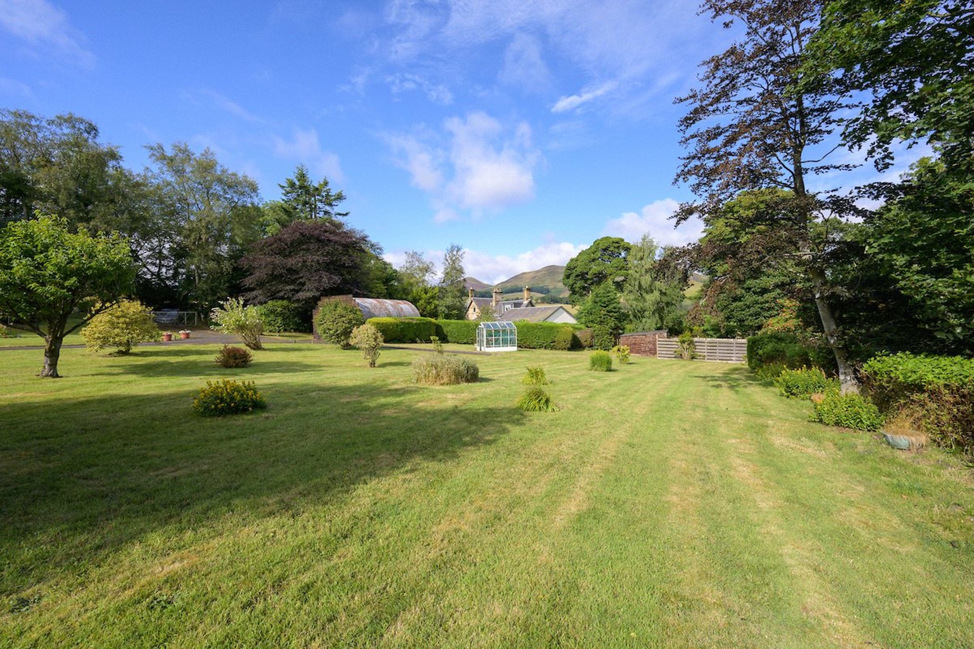 Whitegate House, Penicuik, Midlothian, EH26 0PR - Picture #4