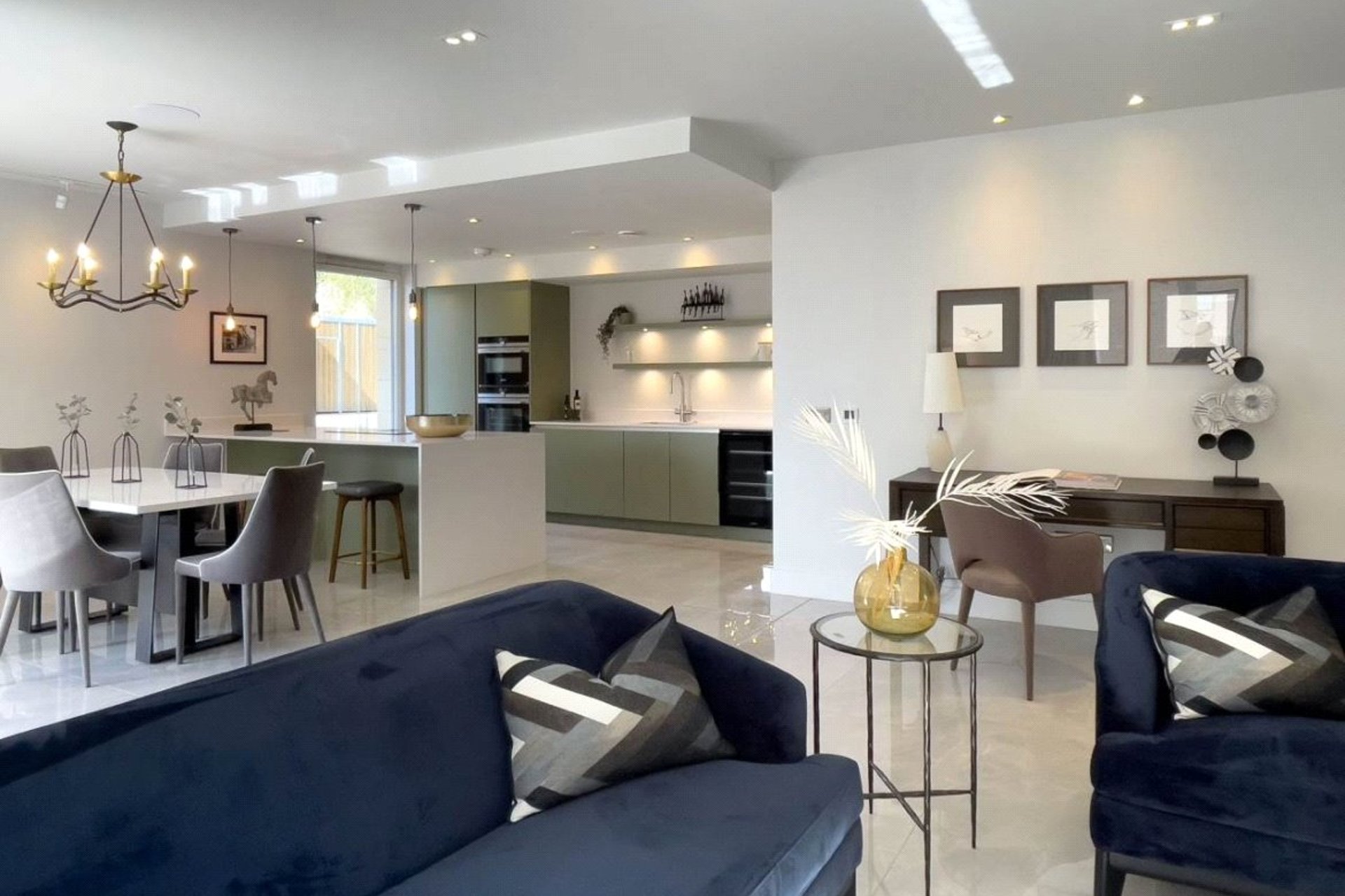 Apartment 2 Torwood, 30 Corstorphine Road, Edinburgh, Midlothian, EH12 6DU - Picture #4