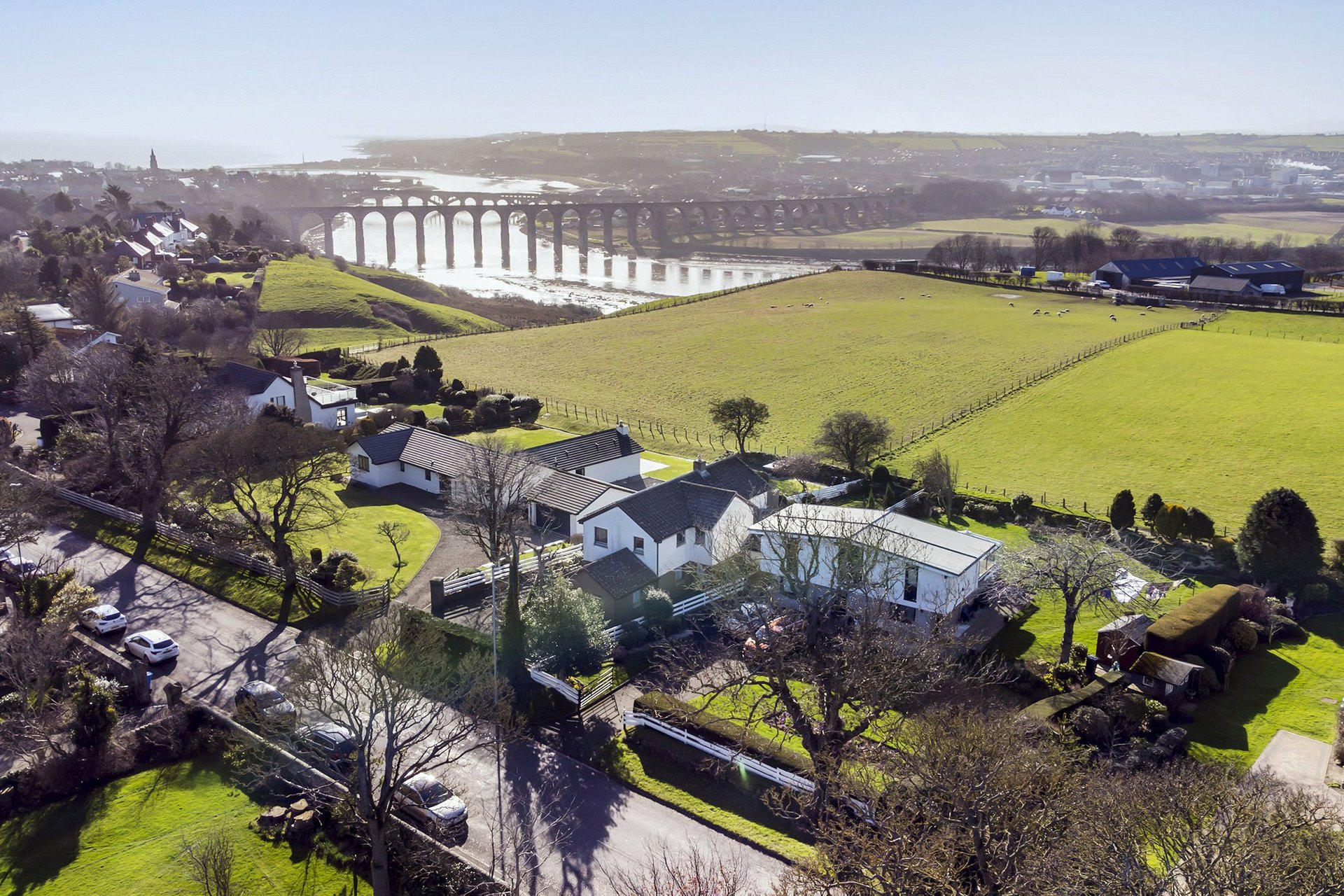 43a Castle Terrace, Berwick-upon-Tweed, Northumberland, TD15 1NZ - Picture #2