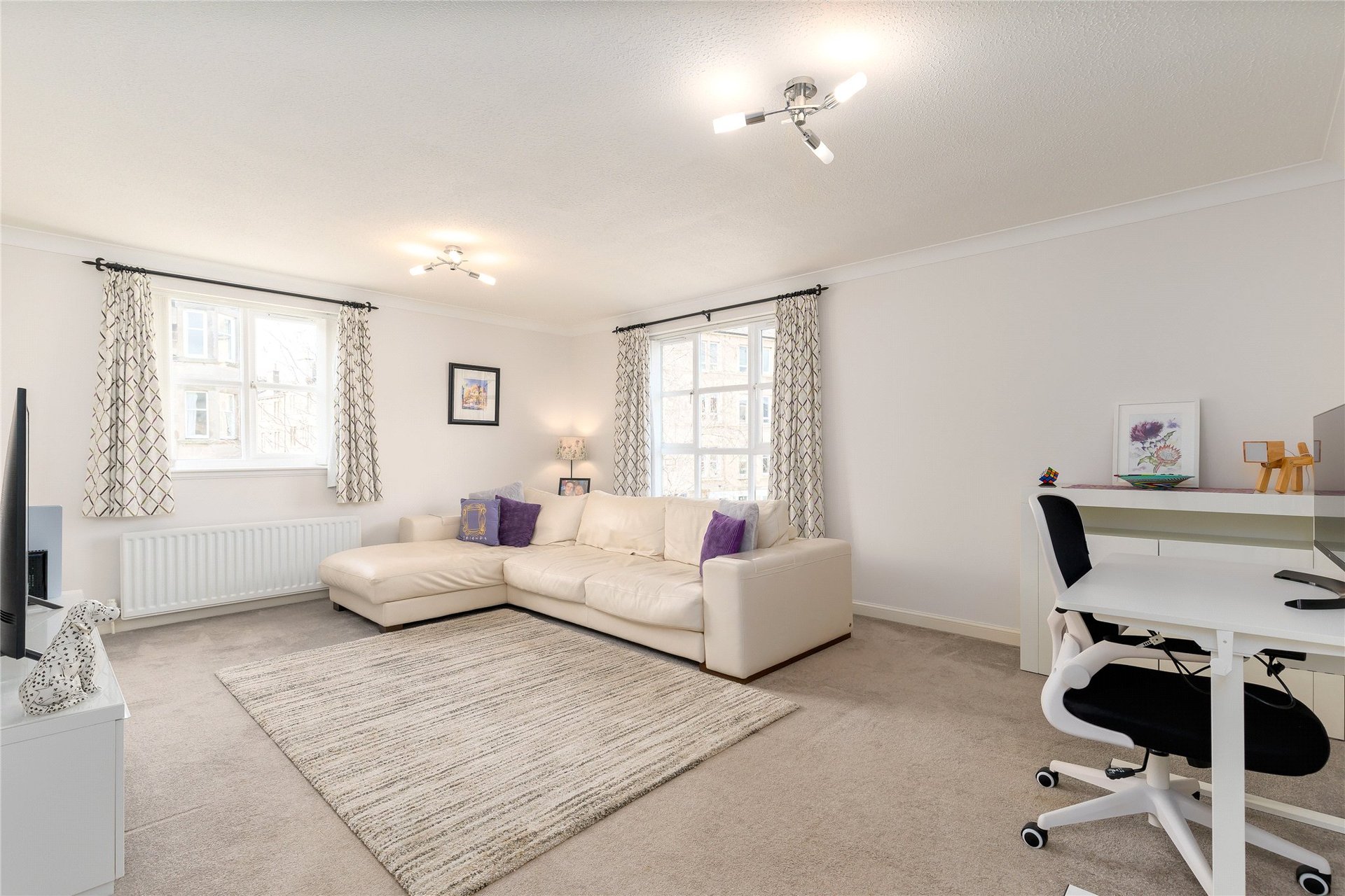 4/5 Russell Gardens, Edinburgh, Midlothian, EH12 5PG - Picture #2