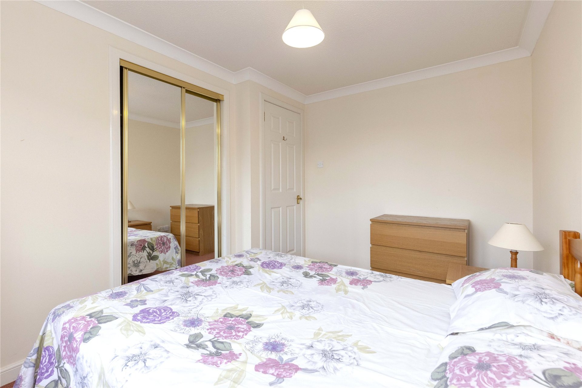 22/7 South Gray Street, Edinburgh, EH9 1TE - Picture #18