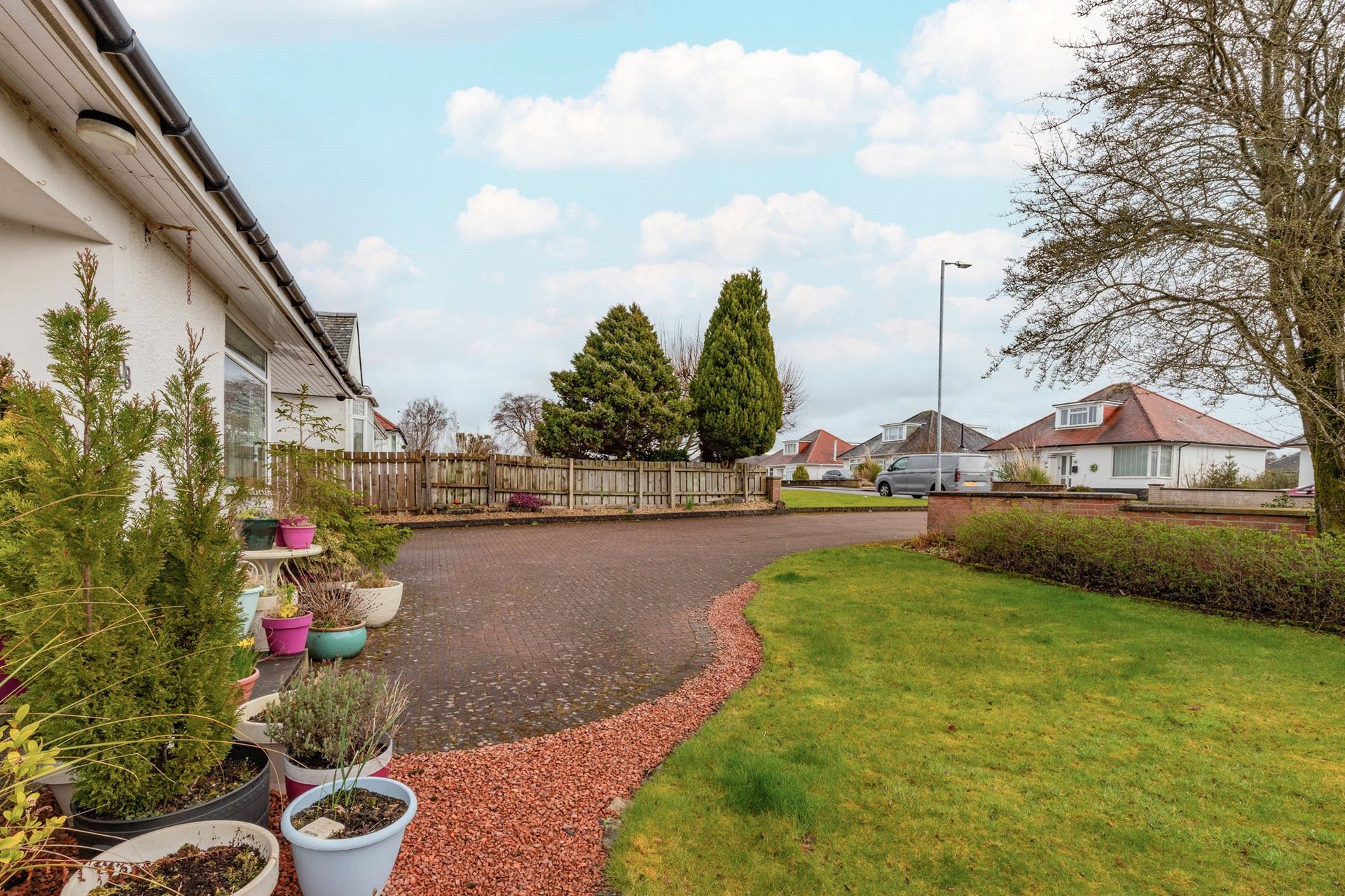 108 Mearns Road, Clarkston, Glasgow, East Renfrewshire, G76 7UP - Picture #3