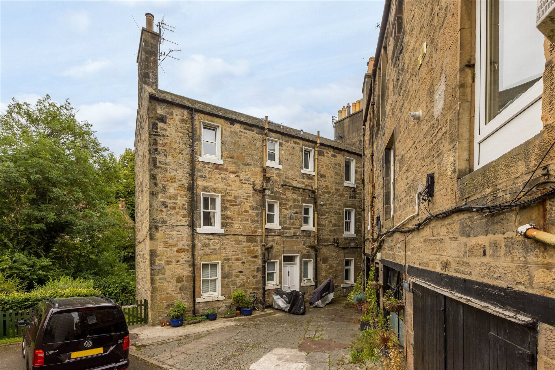 24/2 Coltbridge Avenue, Murrayfield, Edinburgh, EH12 6AH - Picture #1
