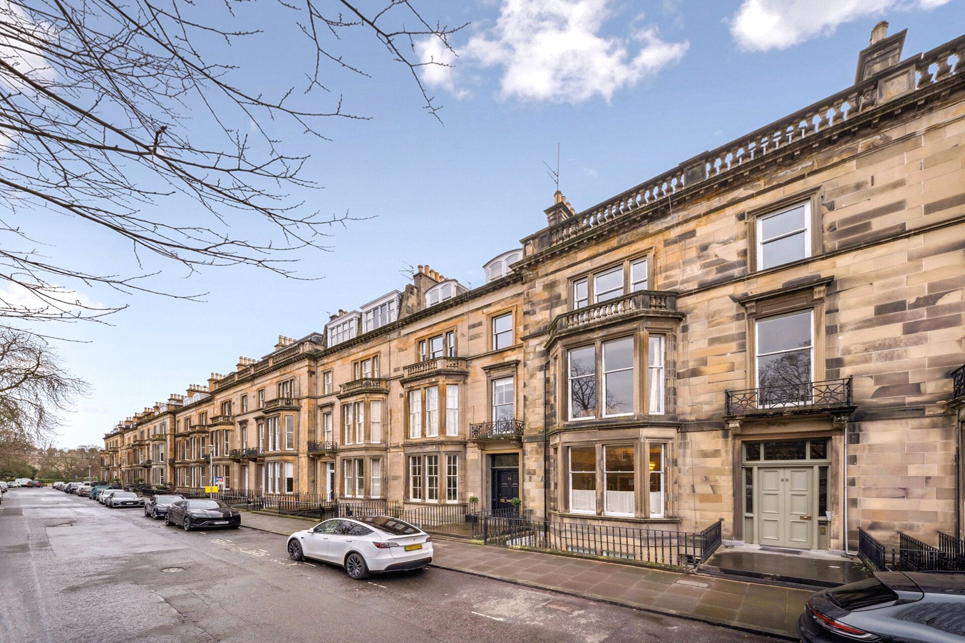 32/3 Buckingham Terrace, Edinburgh, EH4 3AF - Picture #1