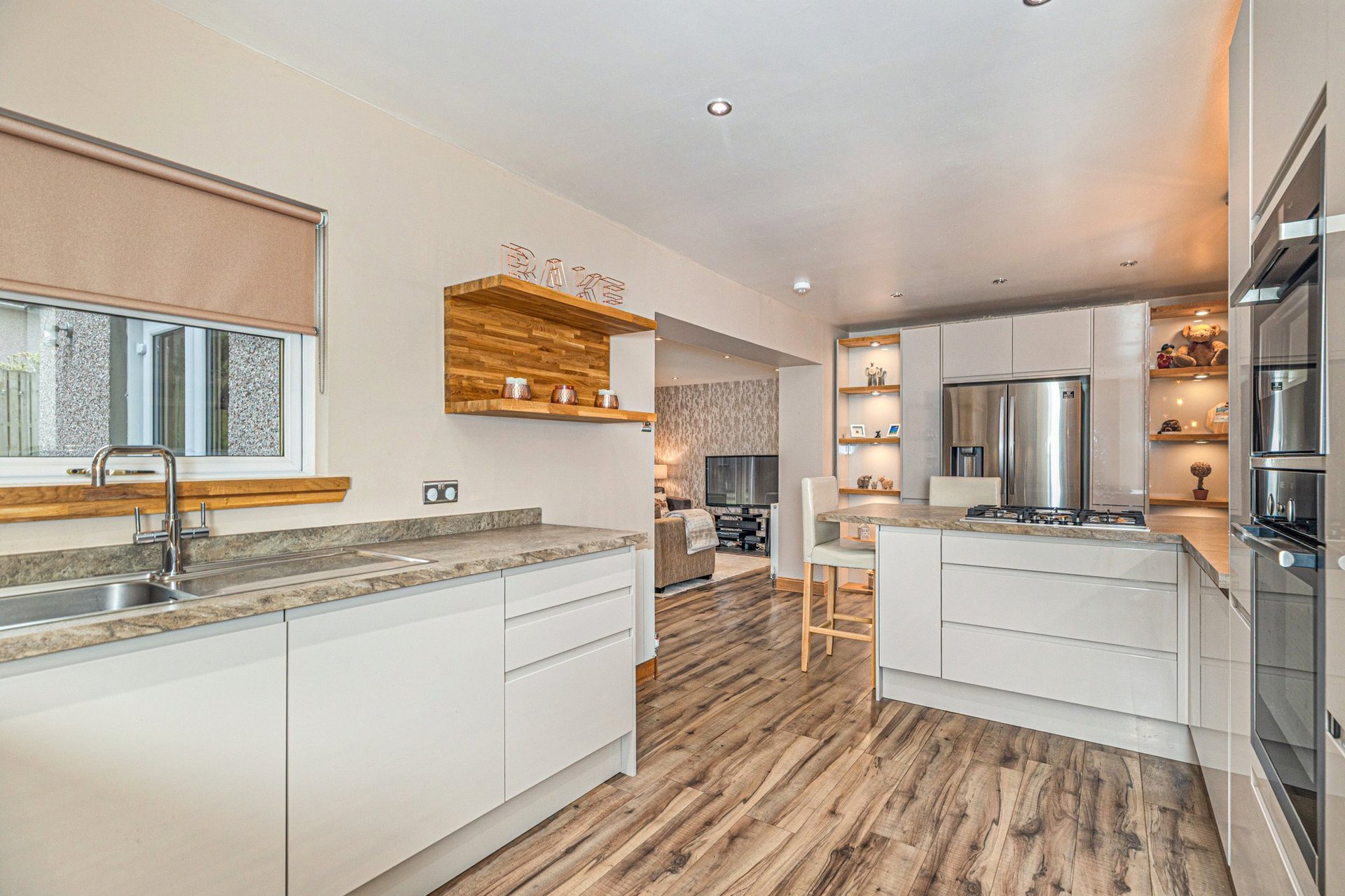 18 Montrose Drive, Bearsden, G61 3LA - Picture #11