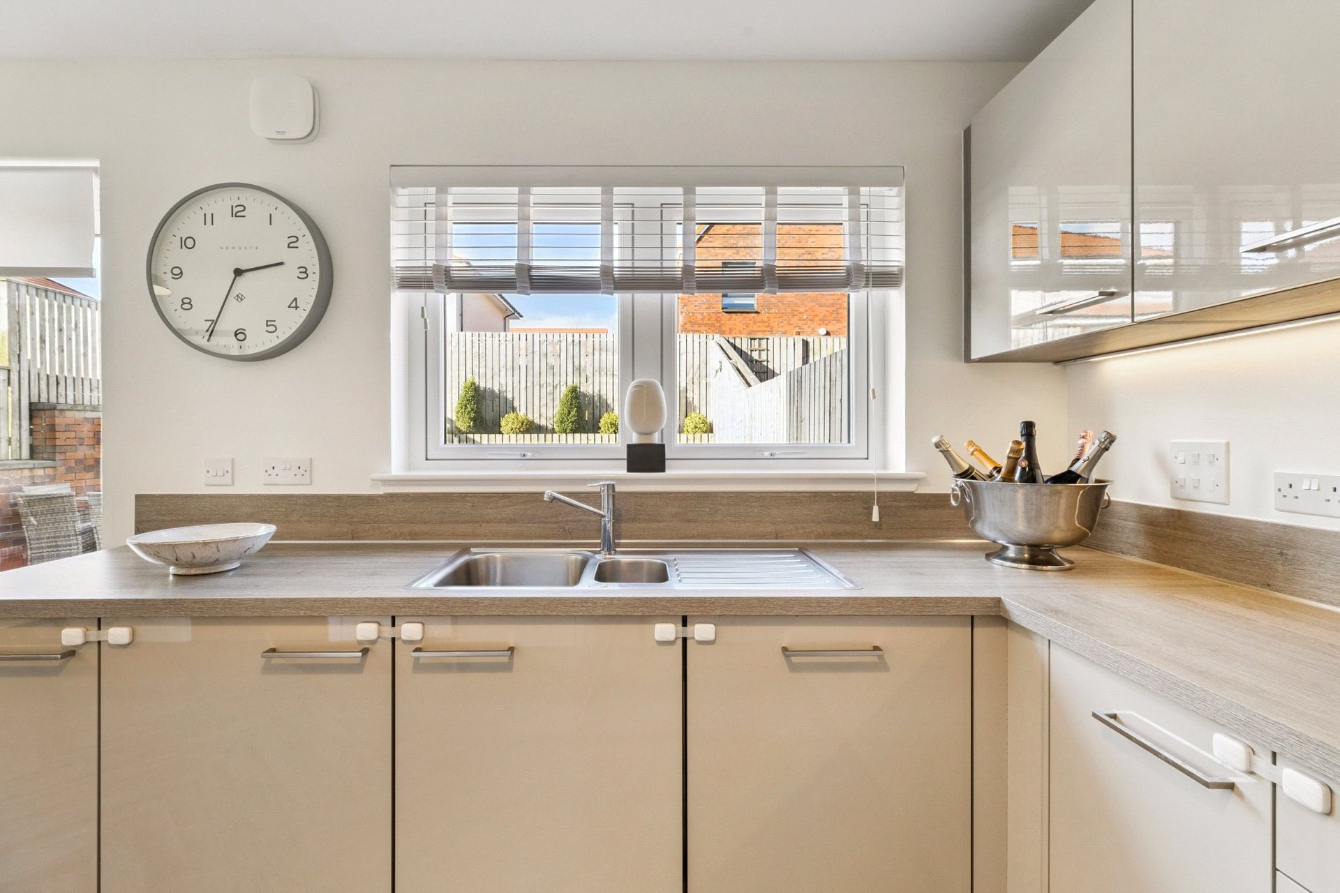 30 Calico Road, Newton Mearns, Glasgow, G77 6GA - Picture #11