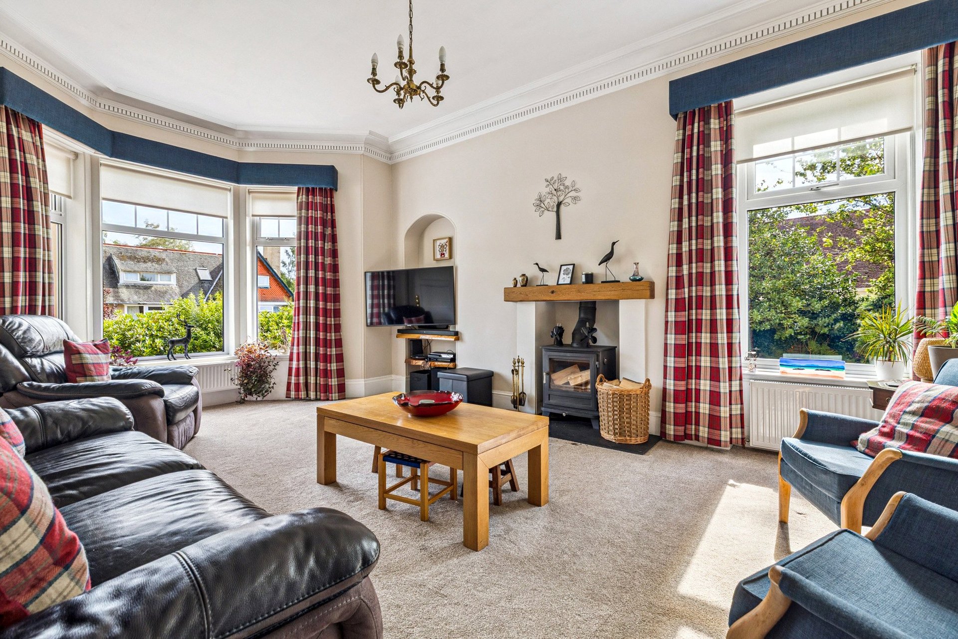 Knaresby, 6 Newton Avenue, Elderslie, Johnstone, PA5 9BB - Picture #9