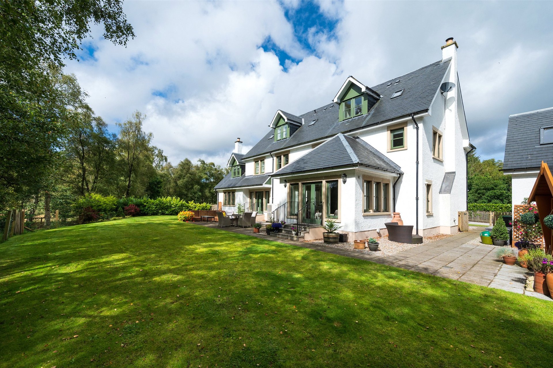 2 Medwyn Court, West Linton, Scottish Borders, EH46 7JQ - Picture #2