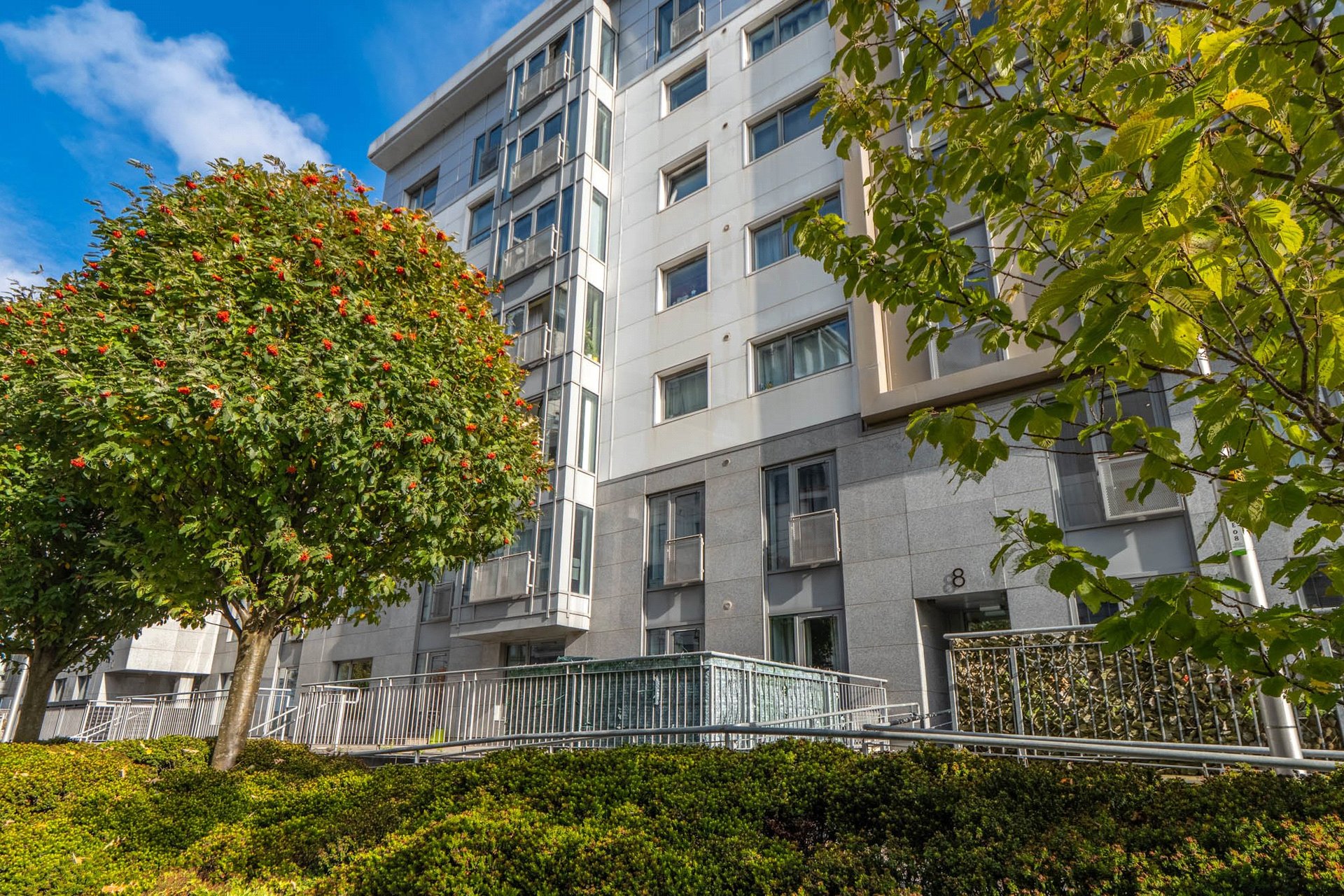 Flat 1, 8 Western Harbour Midway, The Shore, Edinburgh, EH6 6PT - Picture #23