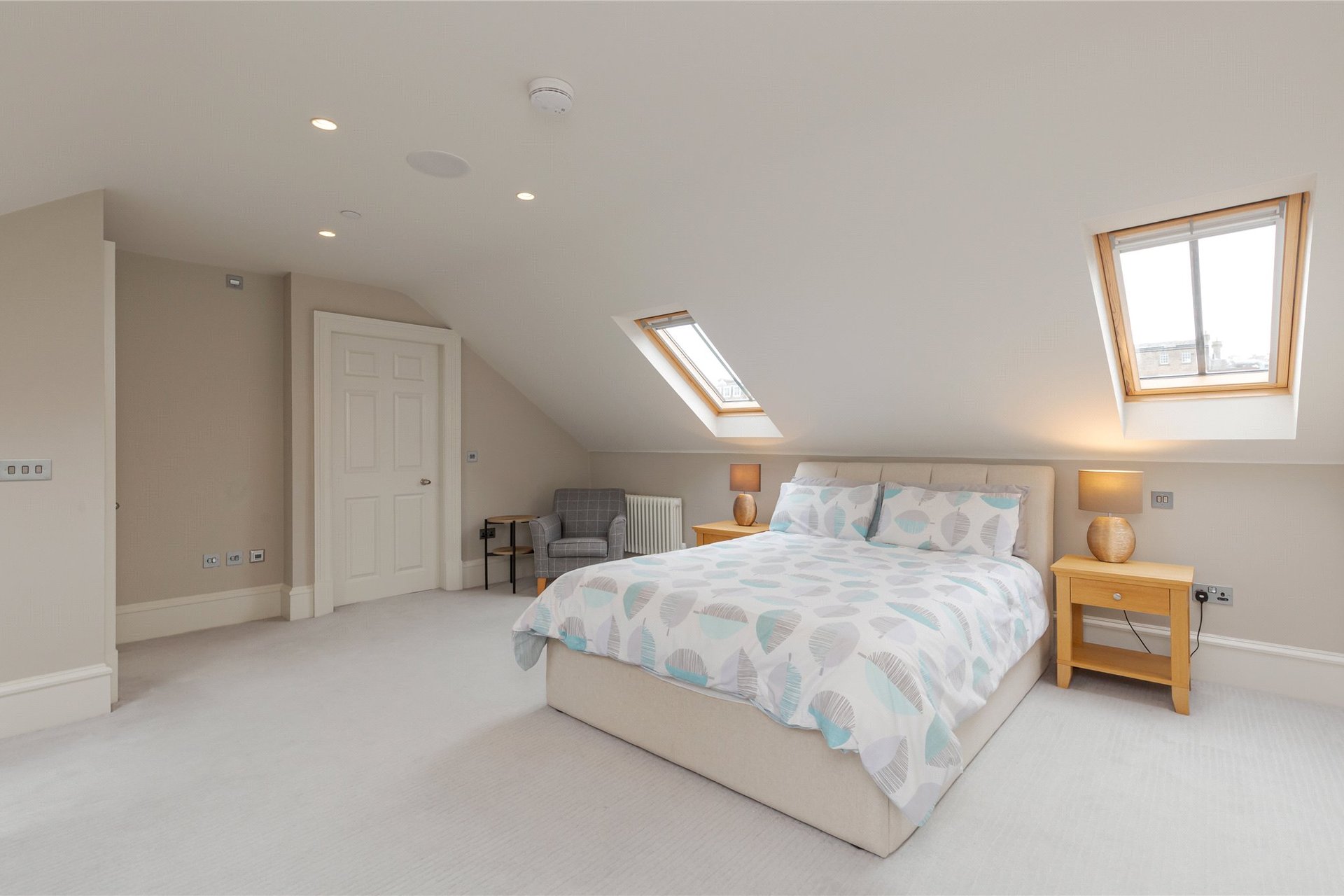 56/3 Queen Street, Edinburgh, EH2 3NS - Picture #11