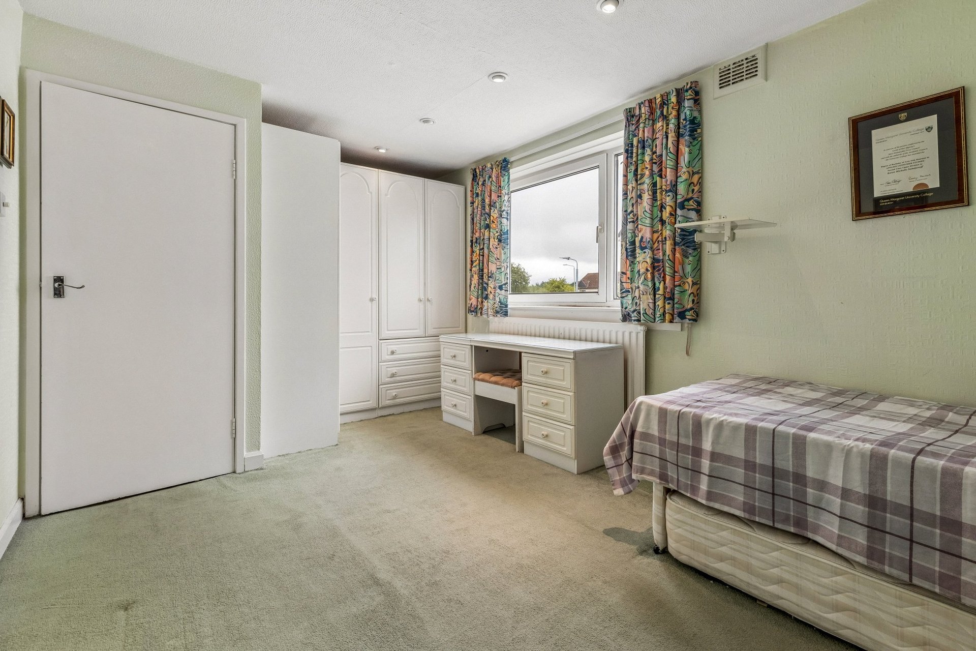 6 Cruachan Drive, Newton Mearns, Glasgow, G77 5JS - Picture #31