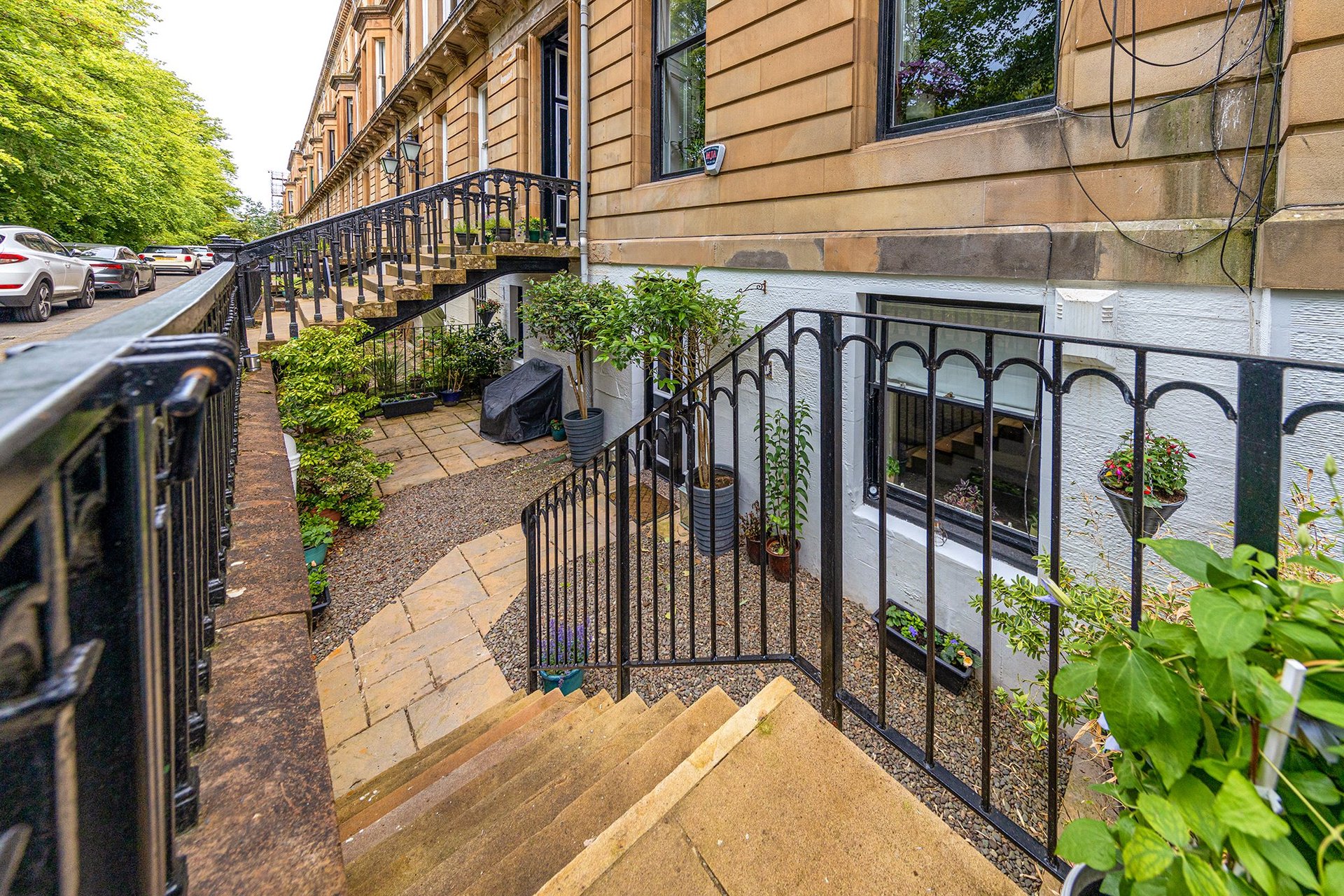Flat 0/1, 11 Crown Gardens, Dowanhill, Glasgow, G12 9HL - Picture #2