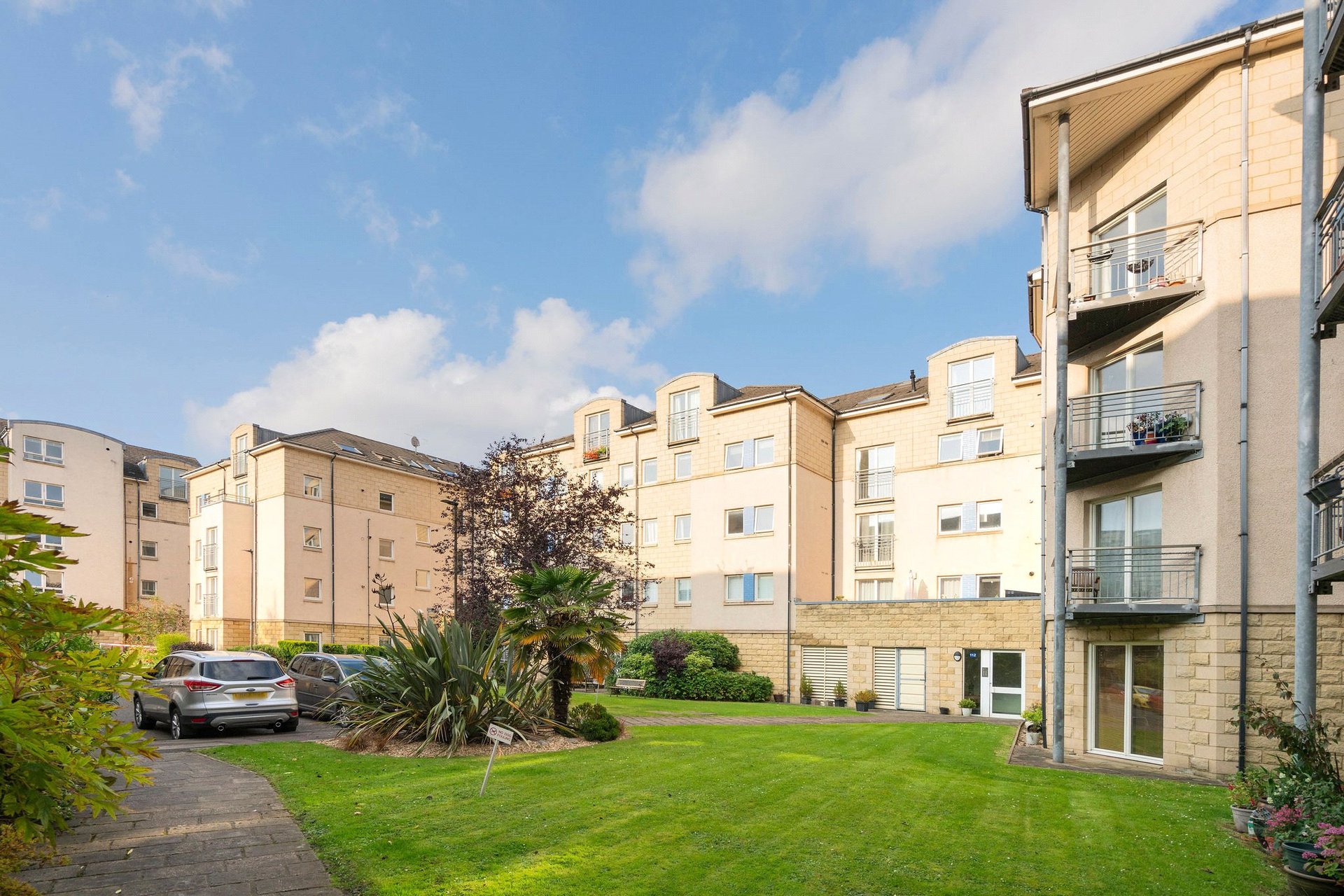 112/8 Crewe Road North, Edinburgh, Midlothian, EH5 2NE - Picture #2