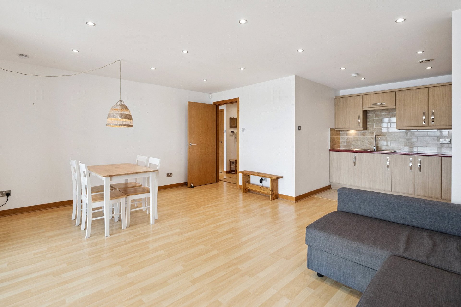 Flat 6, 1 Heron Place, Edinburgh, Midlothian, EH5 1GG - Picture #3