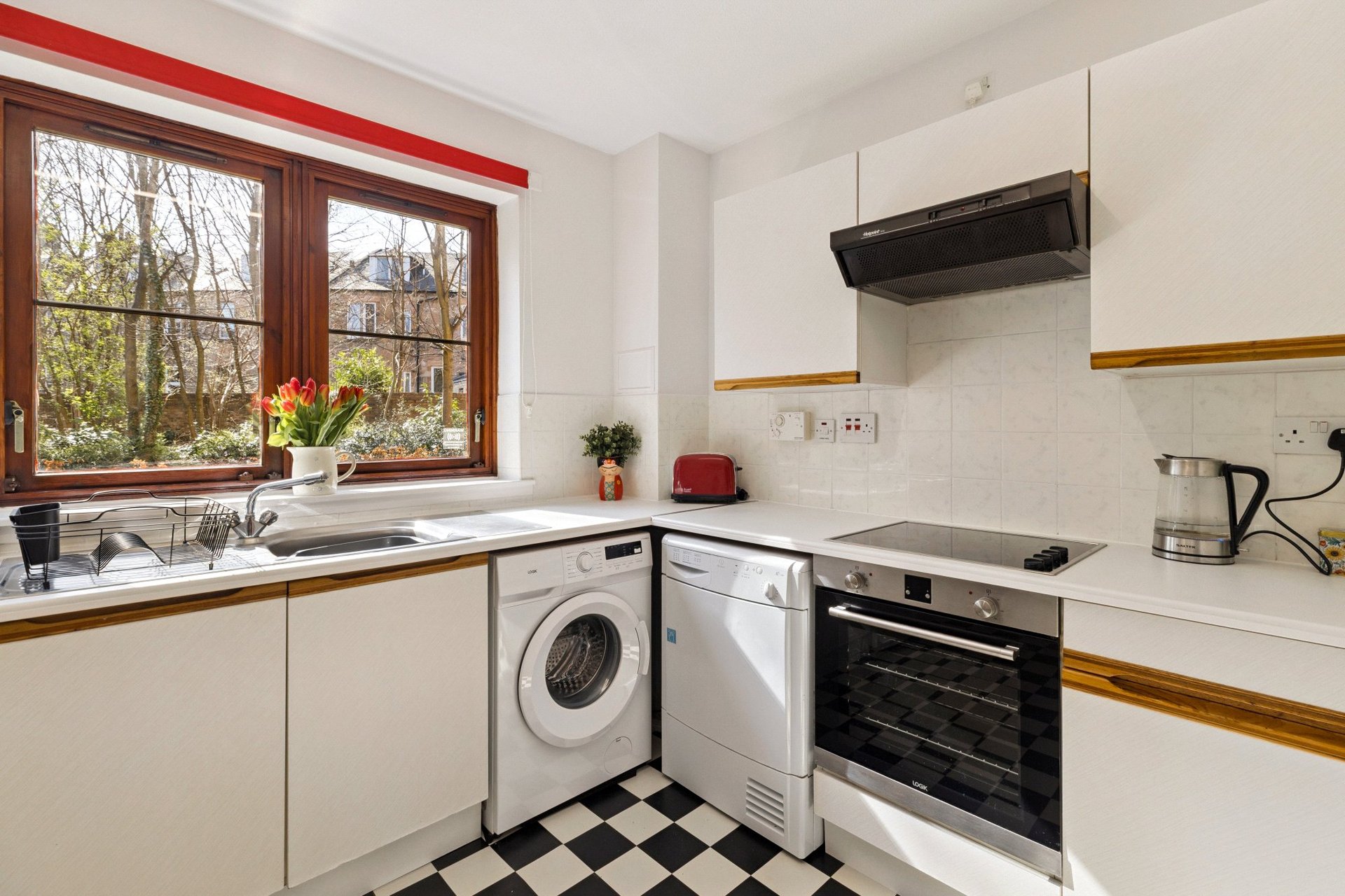 Flat B, 29 Herbert Street, North Woodside, Glasgow, G20 6NB - Picture #10