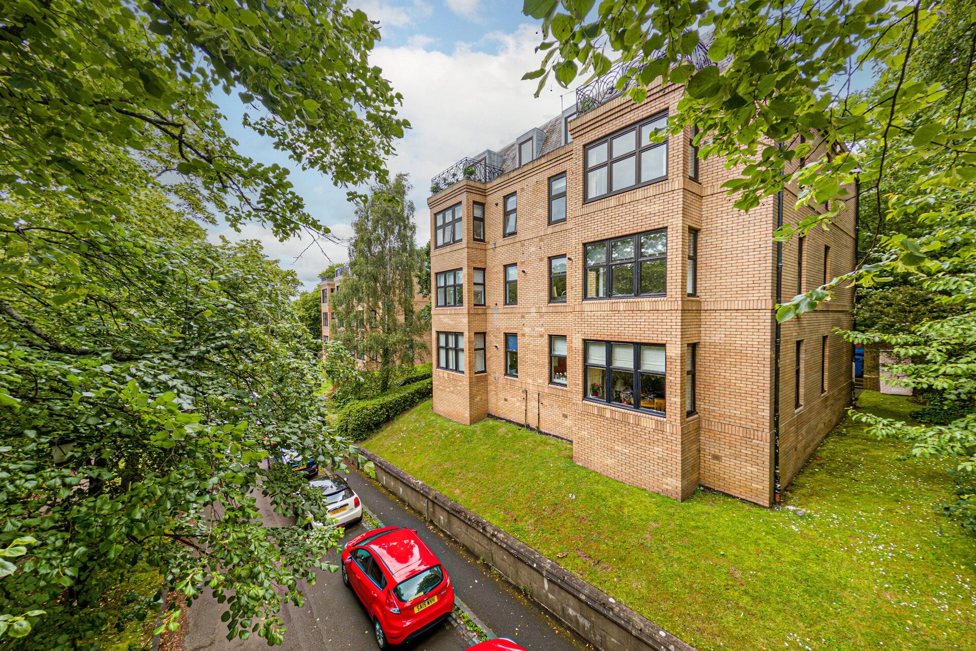 43E Beaconsfield Road, Kelvinside, Glasgow, G12 0NN - Picture #1
