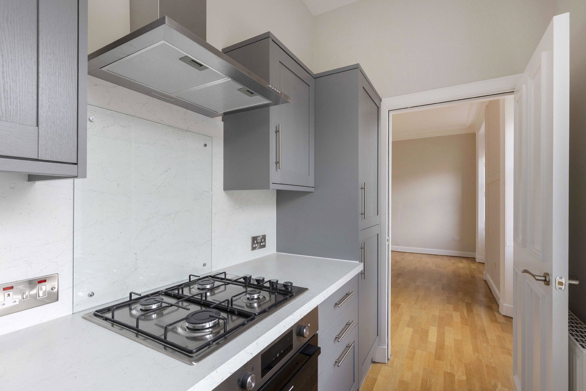 76/2 Constitution Street, Leith, Edinburgh, EH6 6RP - Picture #2