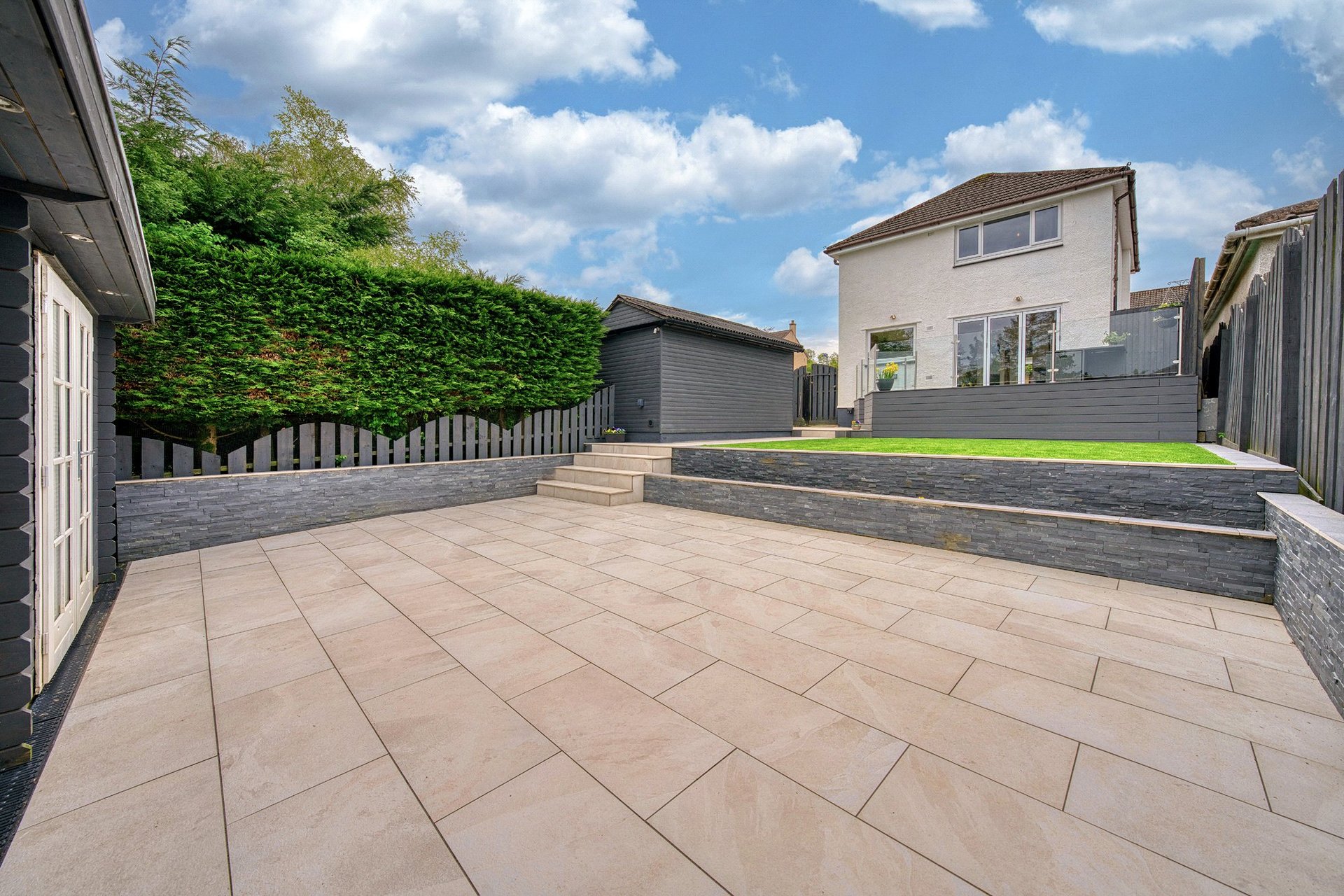 86 Antonine Road, Bearsden, G61 4DR - Picture #2