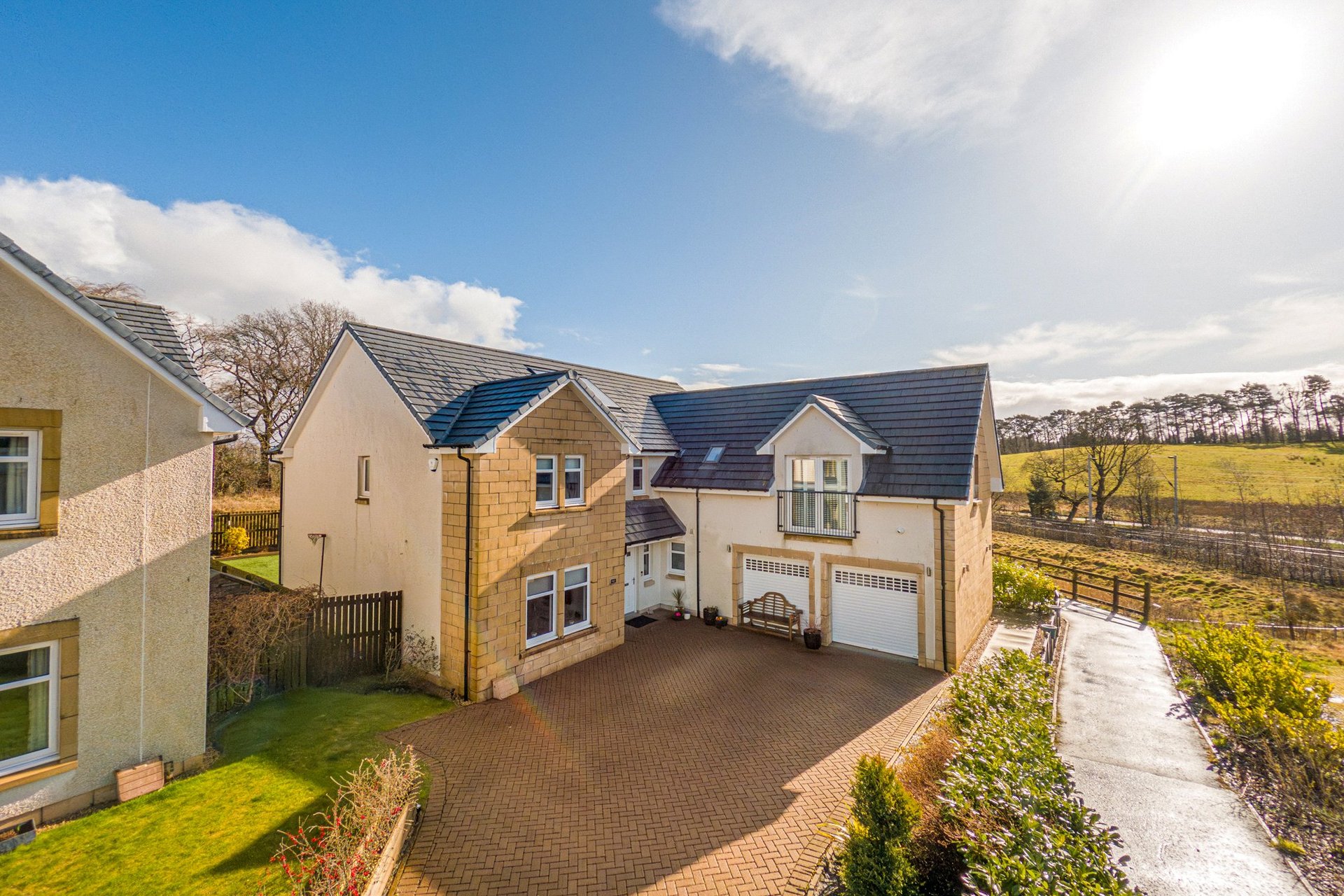 63 Hillfield Drive, Newton Mearns, Glasgow, East Renfrewshire, G77 6GD - Picture #4