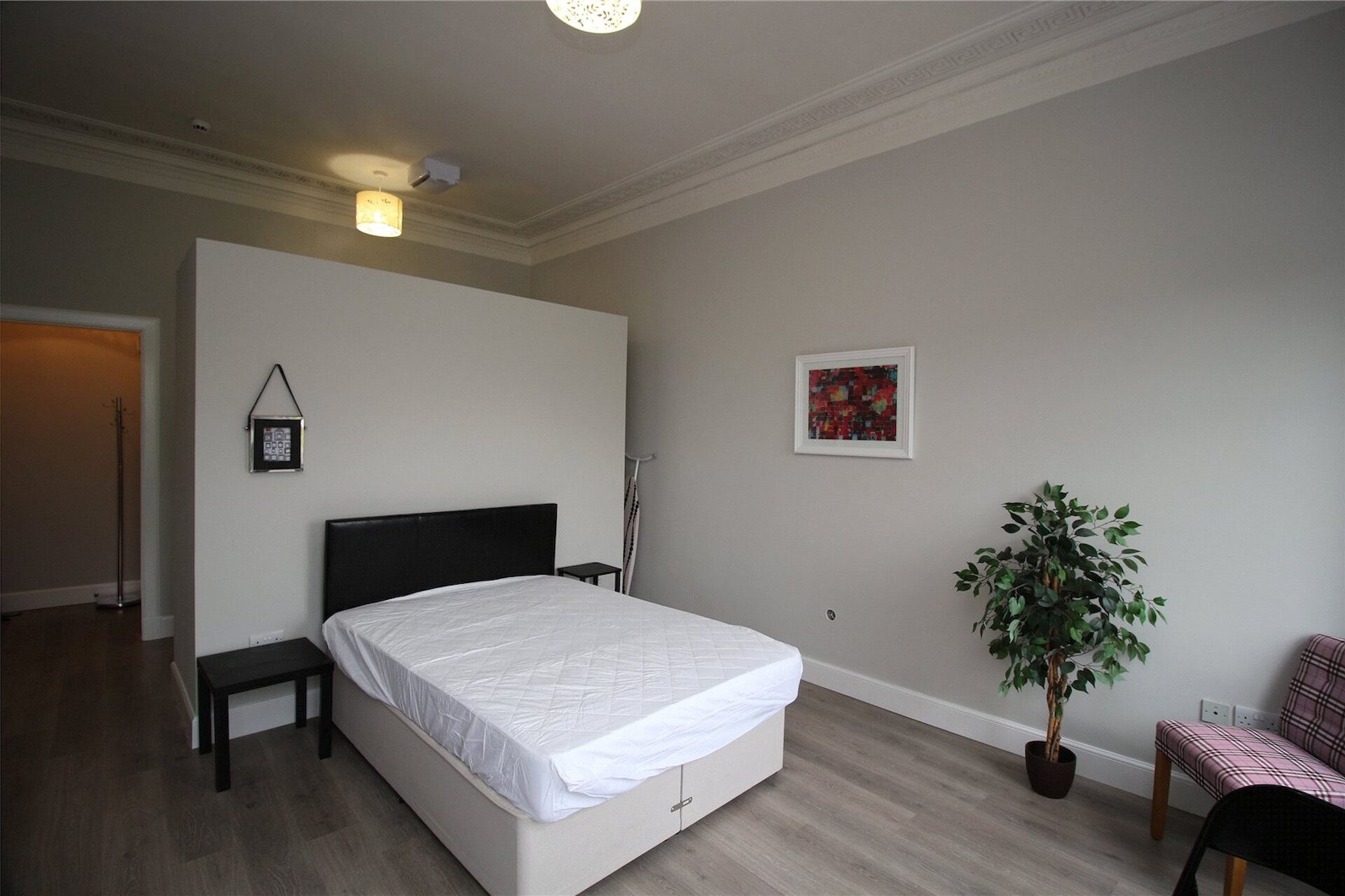 Flat 10, 53 Lothian Street, Edinburgh, EH1 1HB - Picture #1