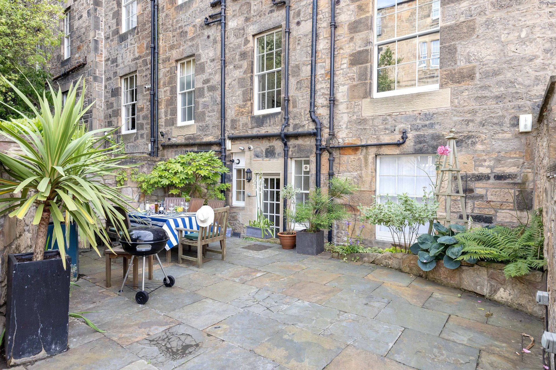 8 Alva Street, Edinburgh, Midlothian, EH2 4QG - Picture #29