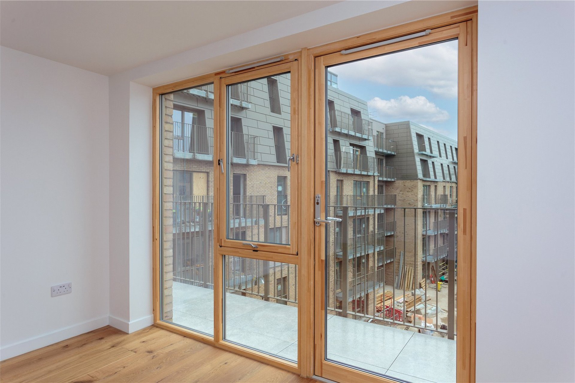 Flat 20, 16 Hughes Close, Edinburgh, EH7 4FY - Picture #9
