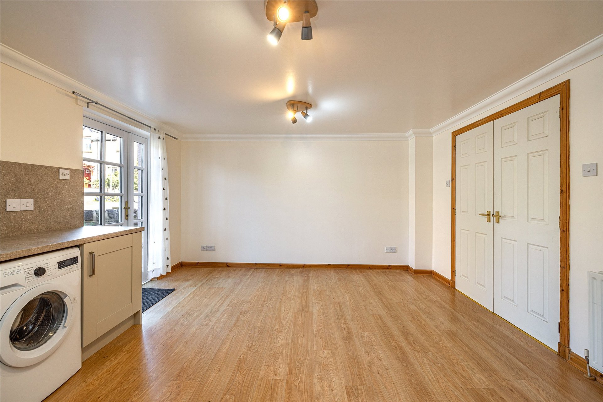1 Townhead Way, Newstead, Melrose, Scottish Borders, TD6 9BU - Picture #3