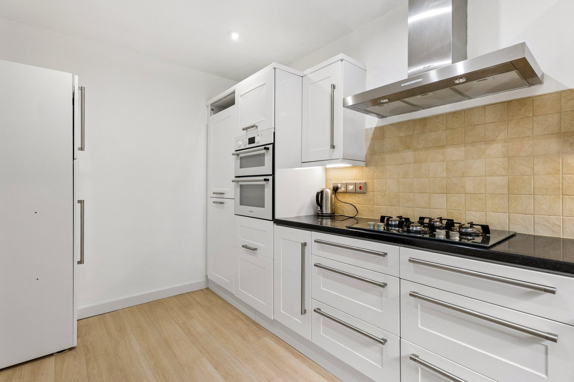 Flat 3/4 Whistlefield Court, Bearsden, G61 1PX - Picture #15