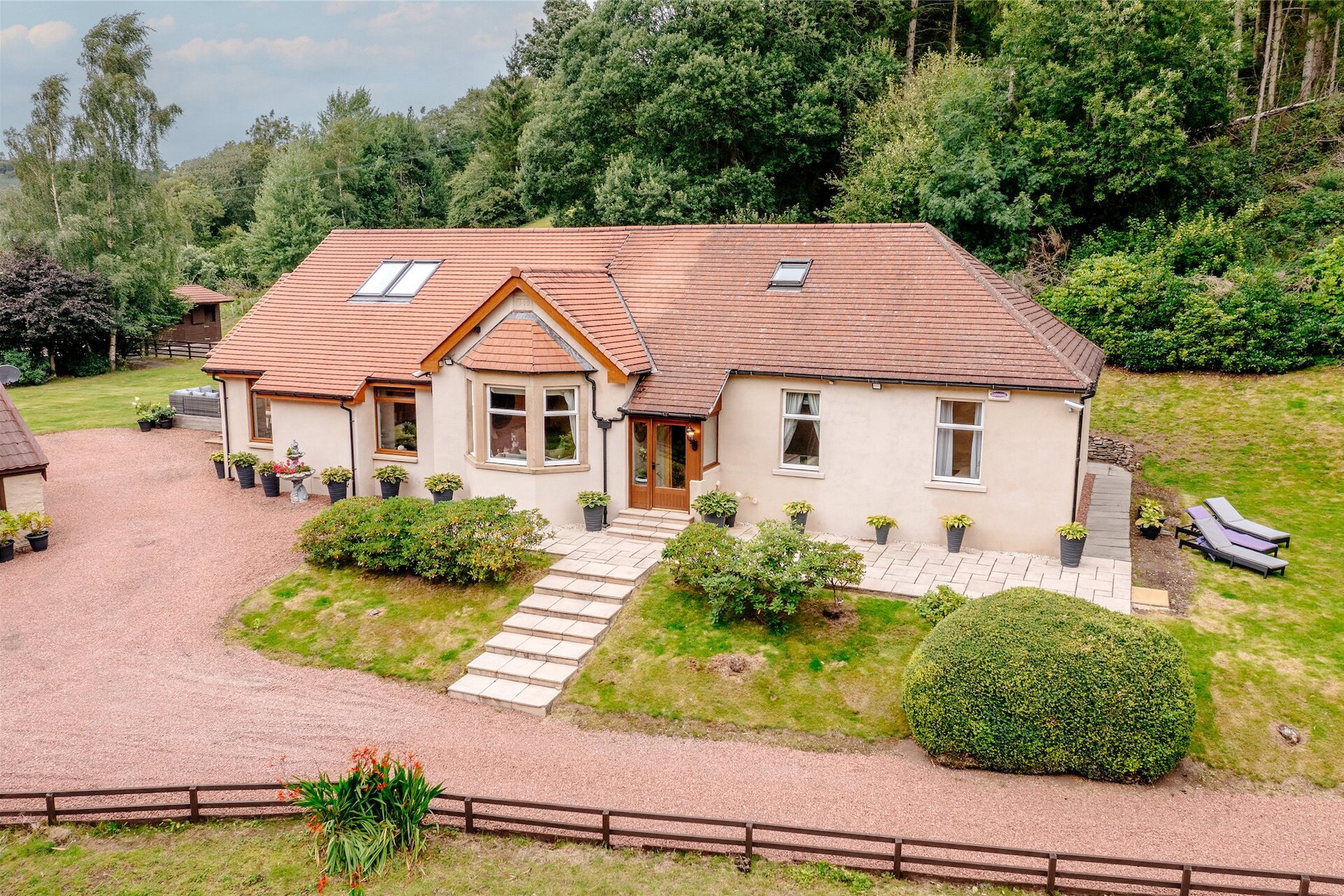 Woodend, Mousebank Road, Lanark, ML11 7TD - Picture #1