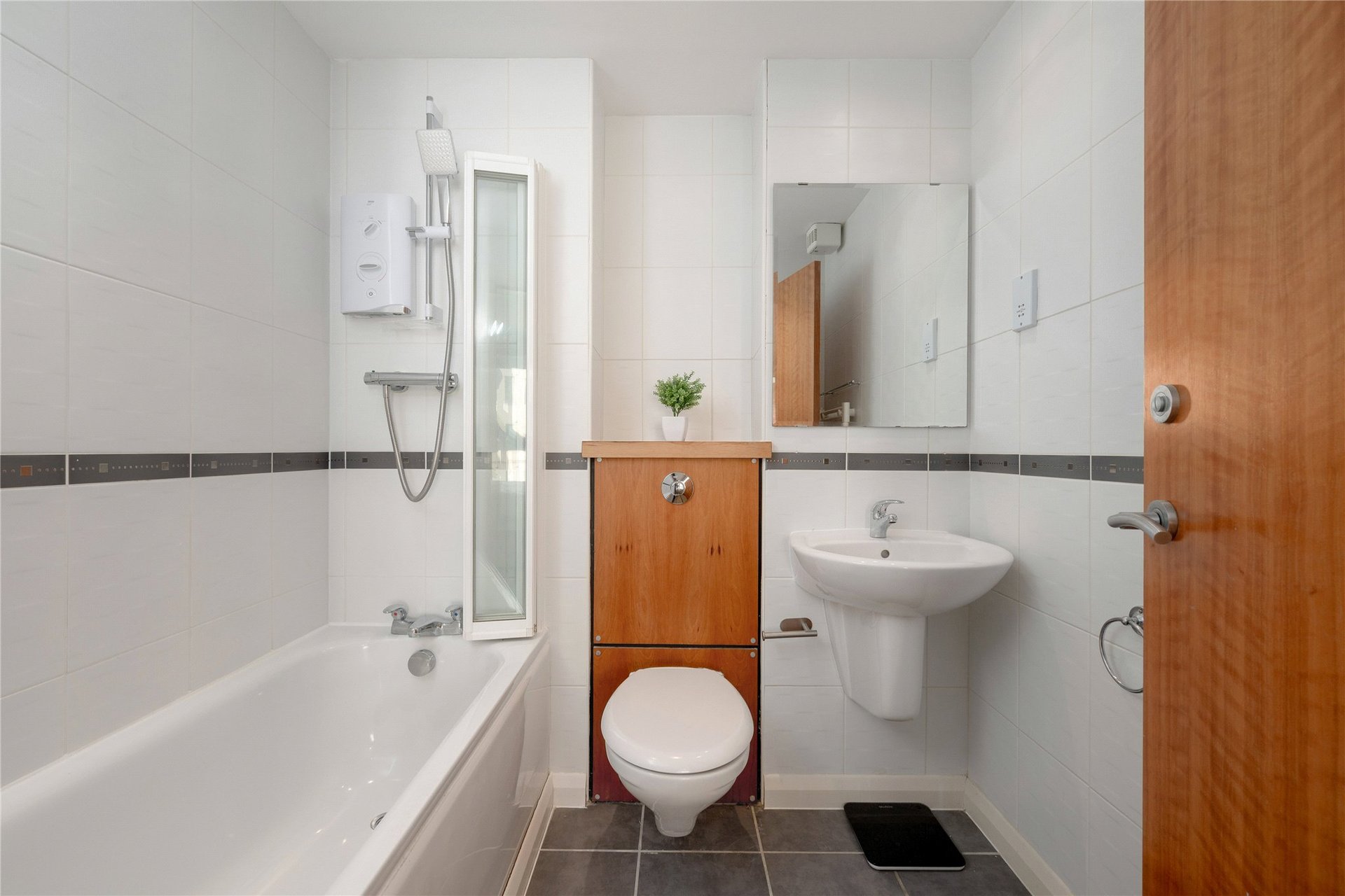 1/20 Portland Row, Leith, Edinburgh, EH6 6NH - Picture #10