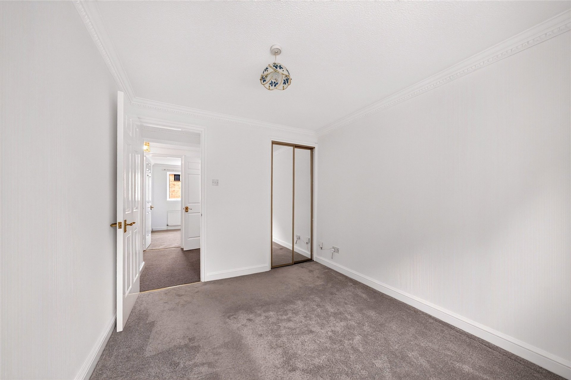 16/4 East Parkside, Holyrood, Edinburgh, EH16 5XL - Picture #13