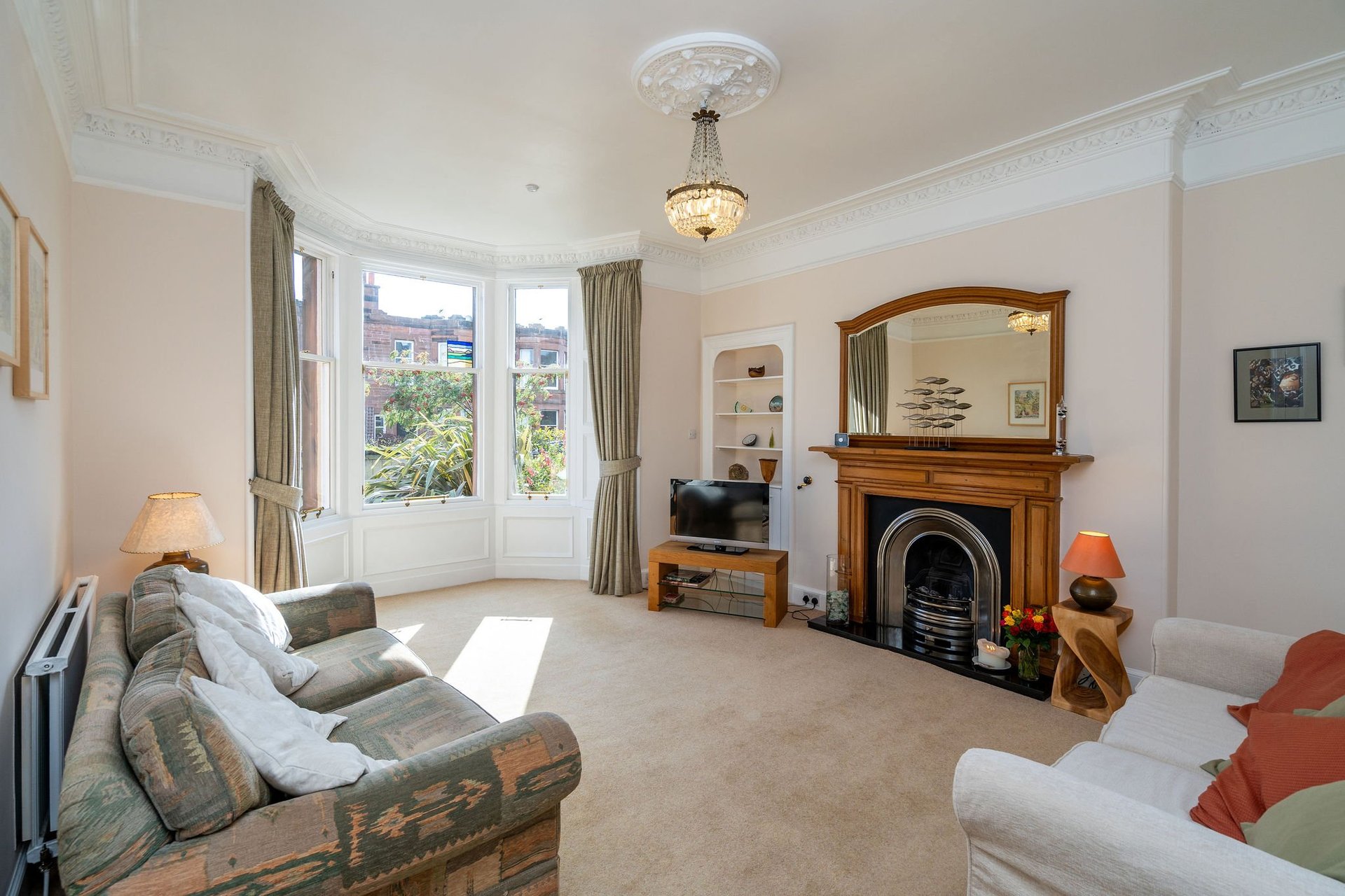 60 Comiston Drive, Morningside, Edinburgh, EH10 5QS - Picture #2