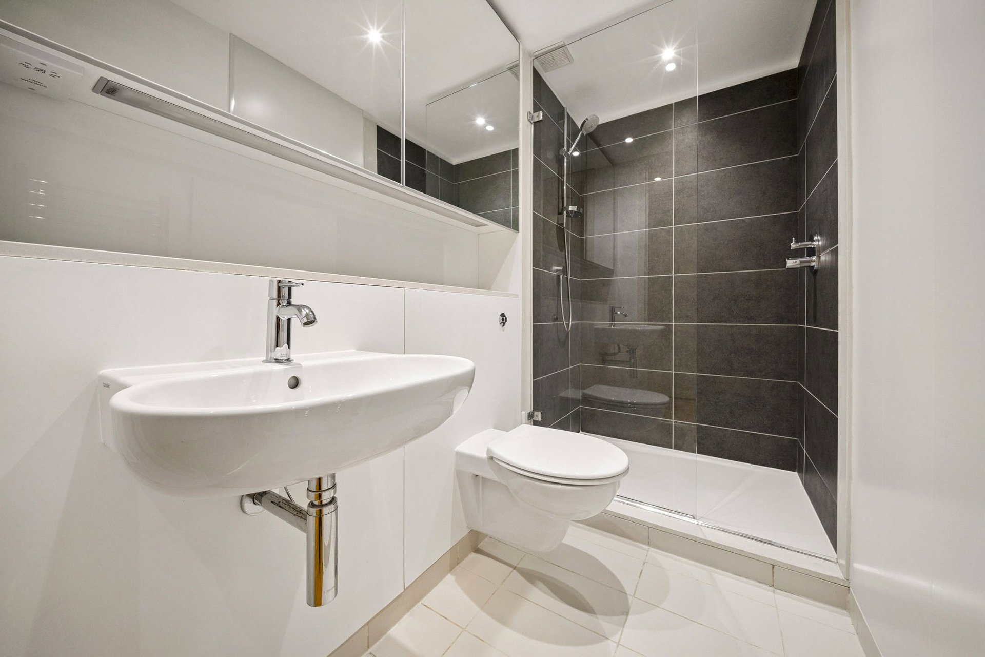 Flat 3, 24 Simpson Loan, Edinburgh, Midlothian, EH3 9GE - Picture #6