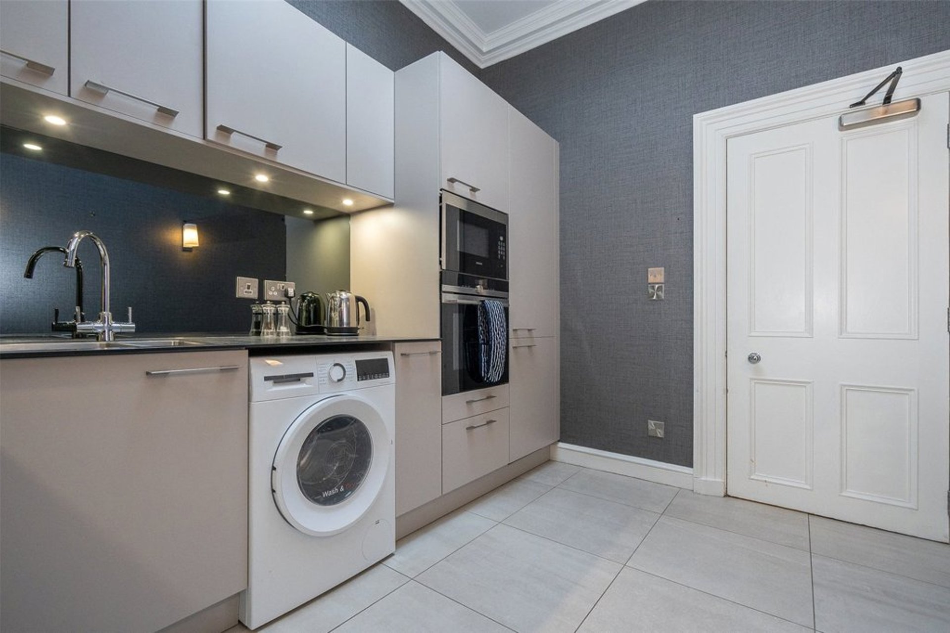 Flat 5, 9 Chester Street, Edinburgh, EH3 7RF - Picture #8