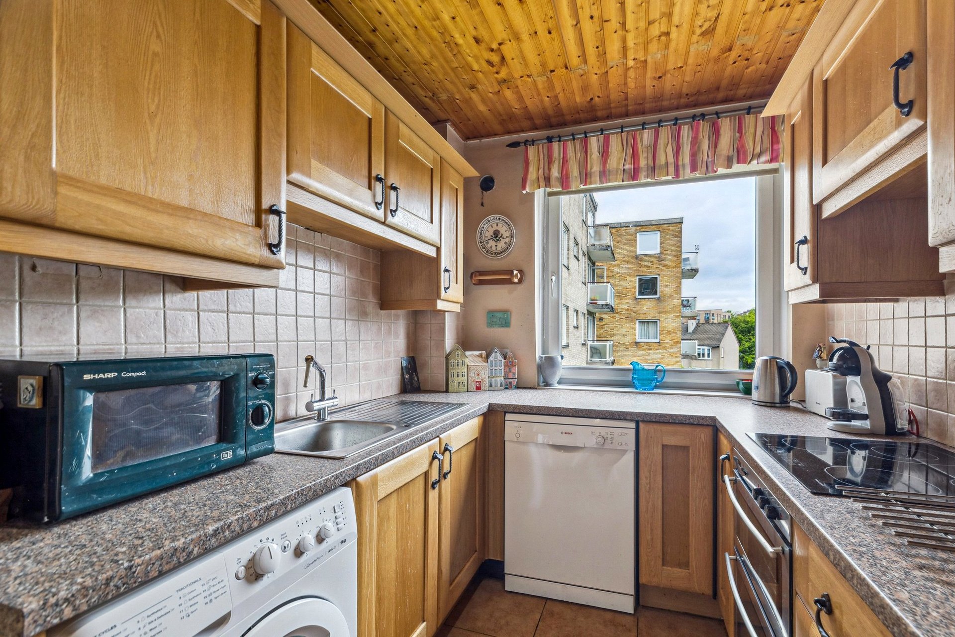 Flat 56 Whittingehame Court, 3 Daventry Drive, Anniesland, Glasgow, G12 0BQ - Picture #22