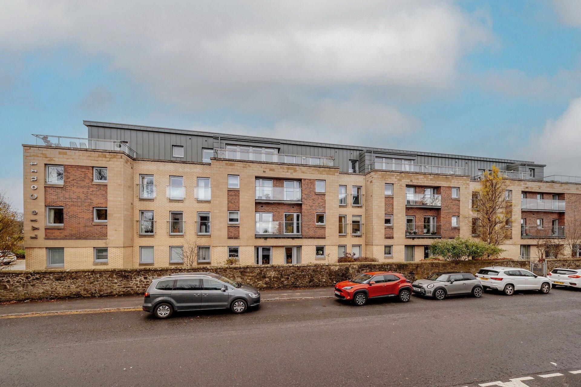 Flat 48,, 25 Lyle Court, Barnton Grove, Edinburgh, EH4 6EZ - Picture #1