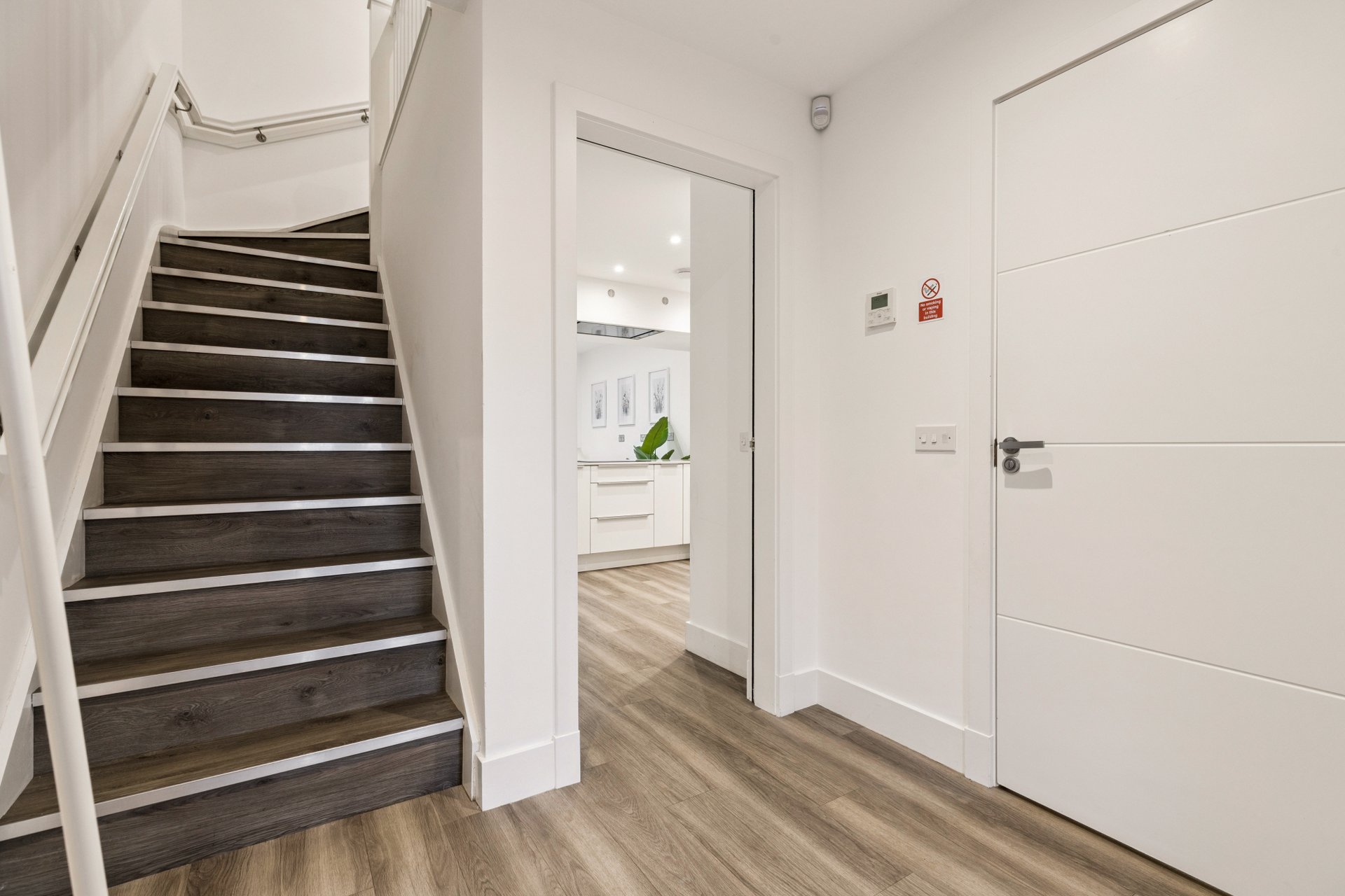 28 Festival Court, Prince's Quay, Glasgow, G51 1BD - Picture #8