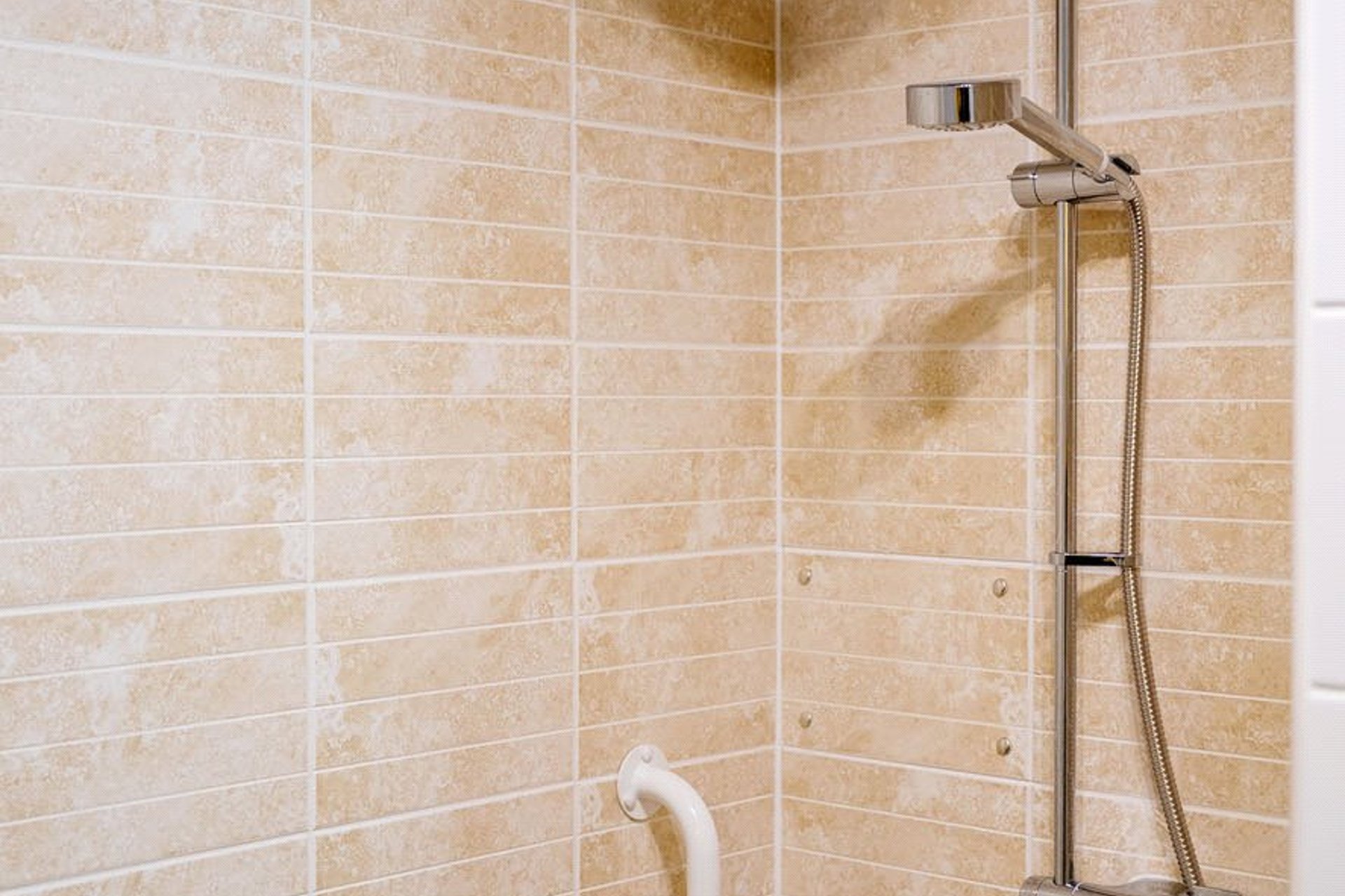 Flat 48,, 25 Lyle Court, Barnton Grove, Edinburgh, EH4 6EZ - Picture #27