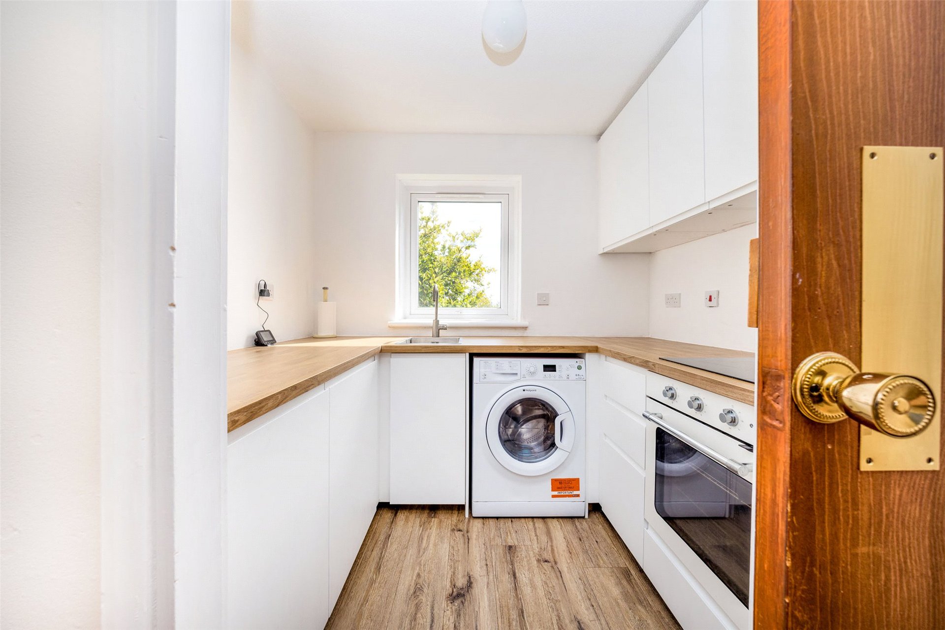 Flat 2/2, 17 Overnewton Square, Yorkhill, Glasgow, G3 8RW - Picture #8