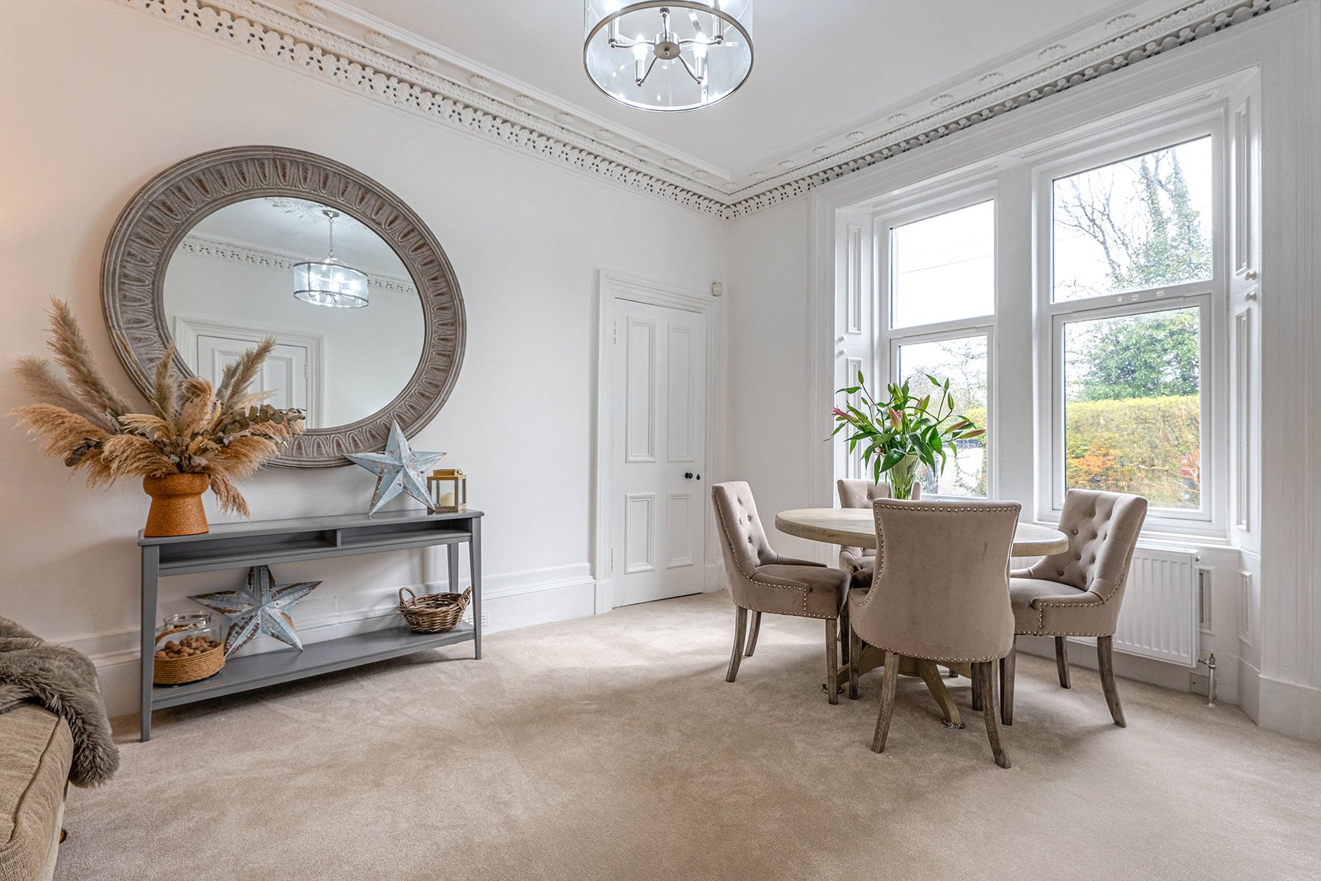Yew Tree House, 38 Braehead Road, Thorntonhall, Glasgow, G74 5AQ - Picture #9